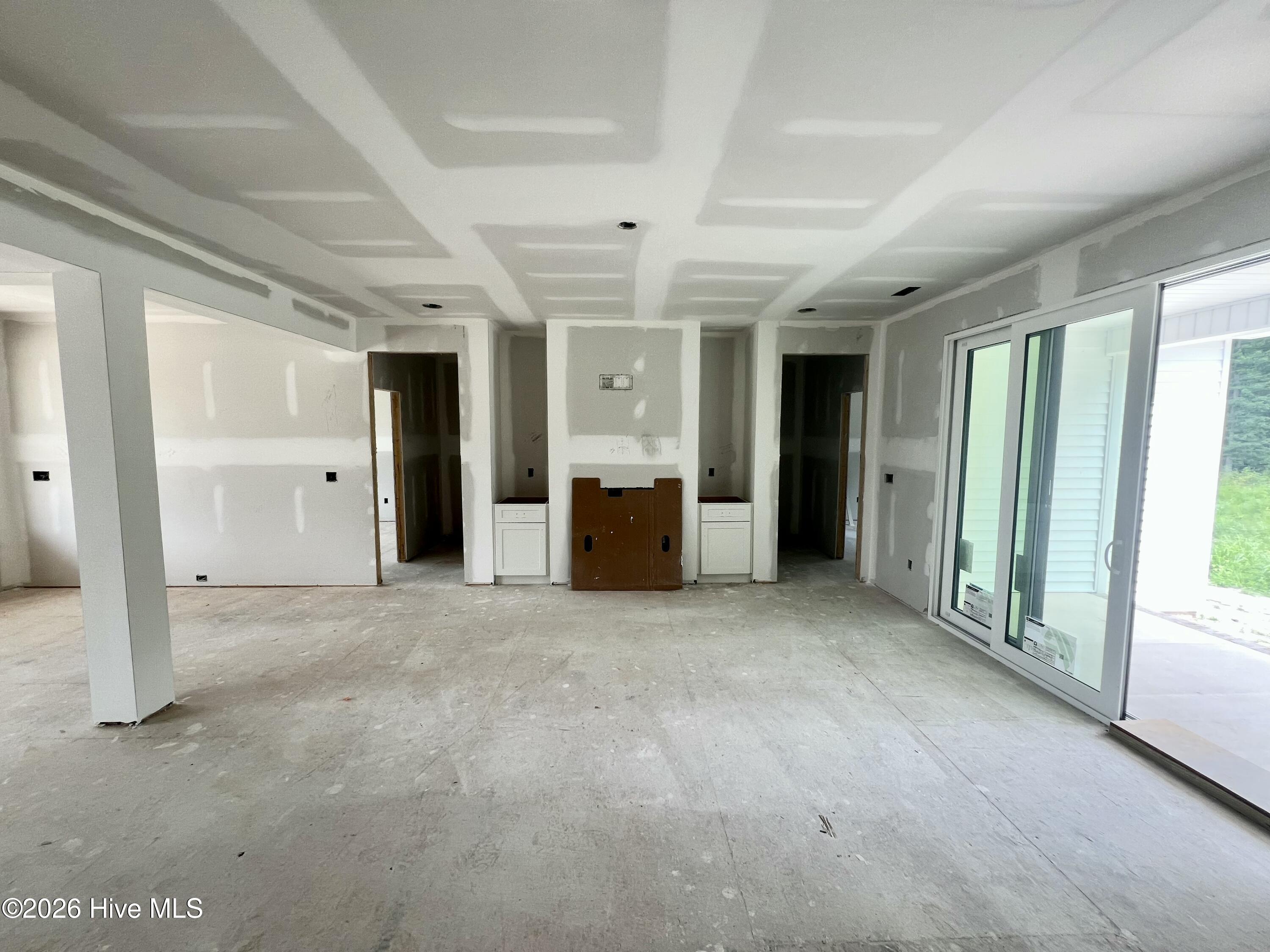 175 Hillstead Way Property Photo 4