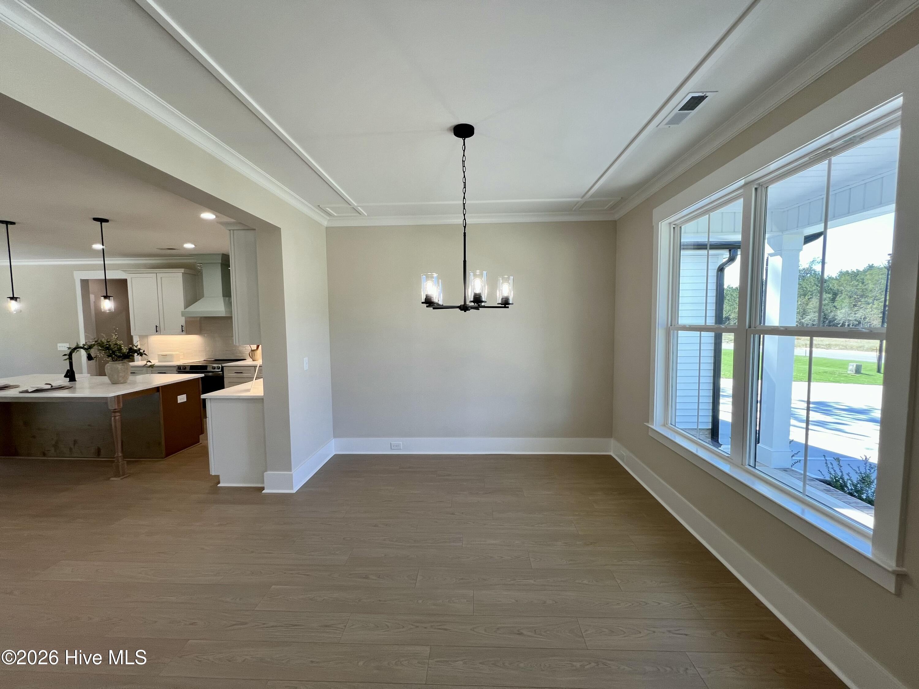 175 Hillstead Way Property Photo 4