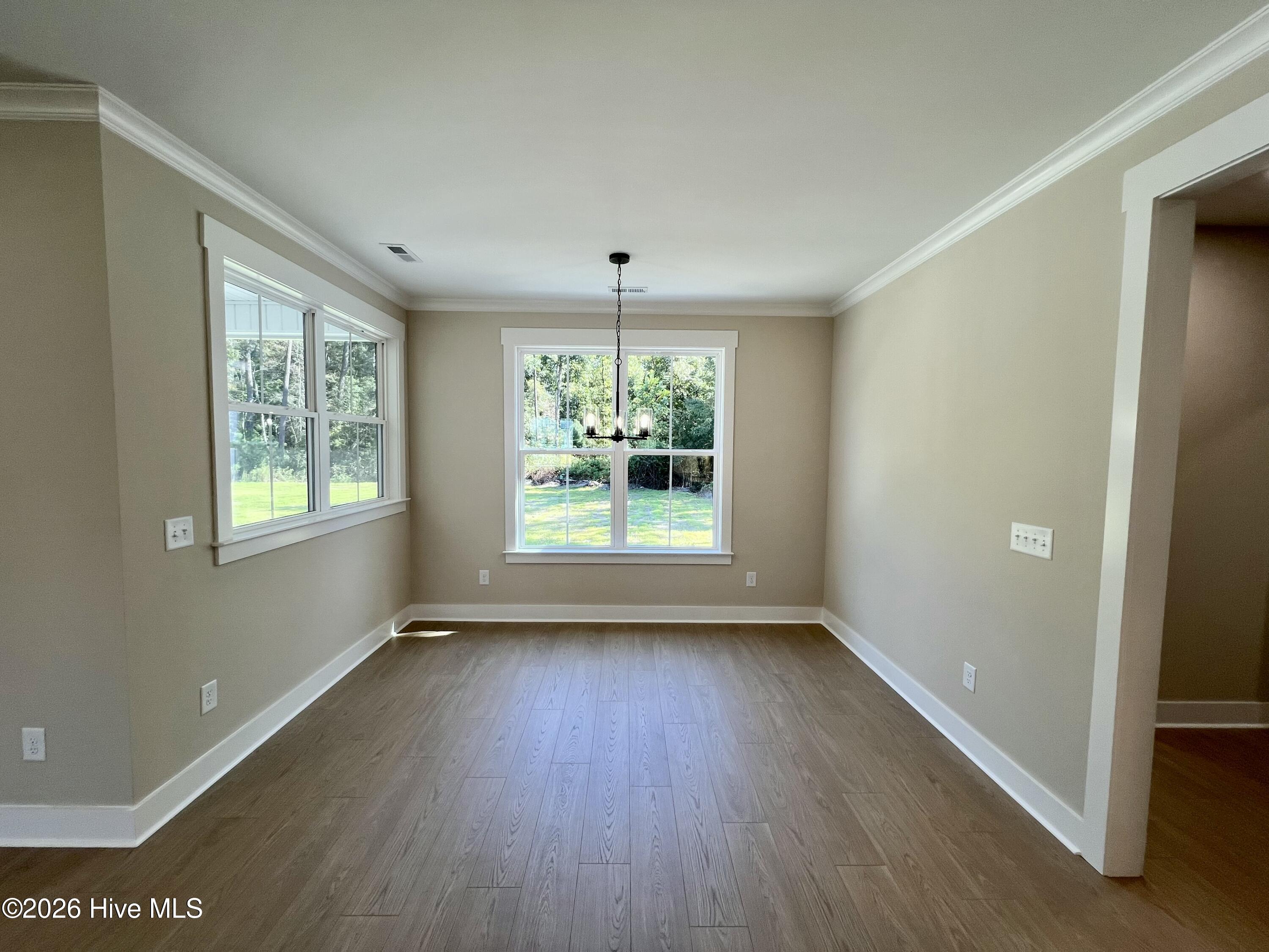 175 Hillstead Way Property Photo 13
