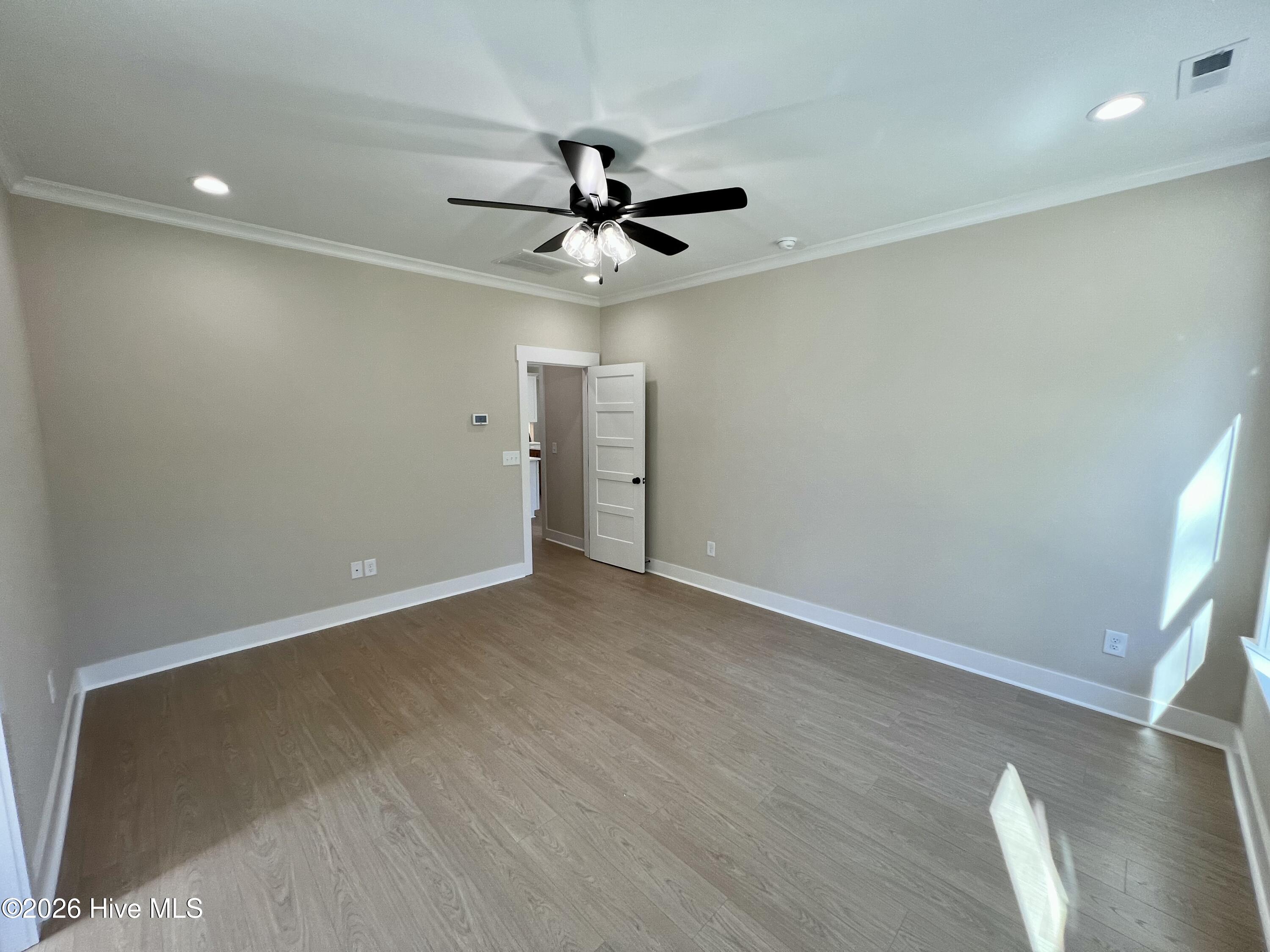 175 Hillstead Way Property Photo 15