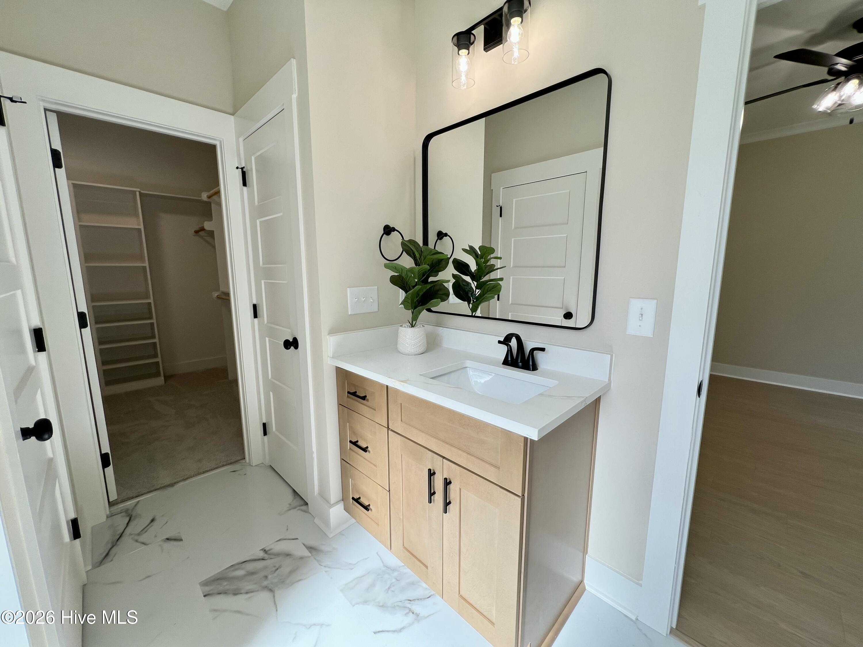 175 Hillstead Way Property Photo 20
