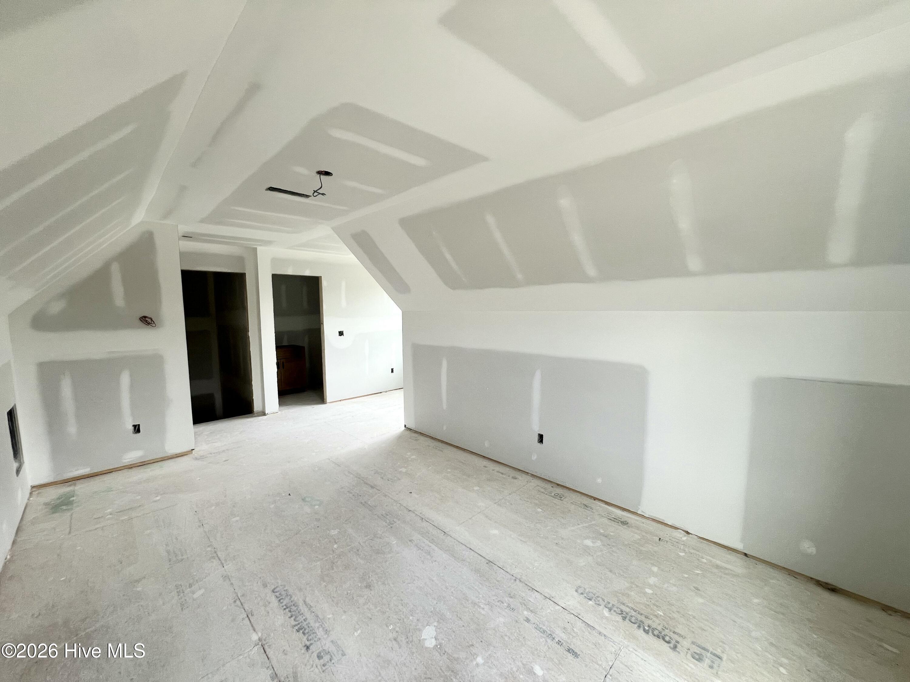 175 Hillstead Way Property Photo 23