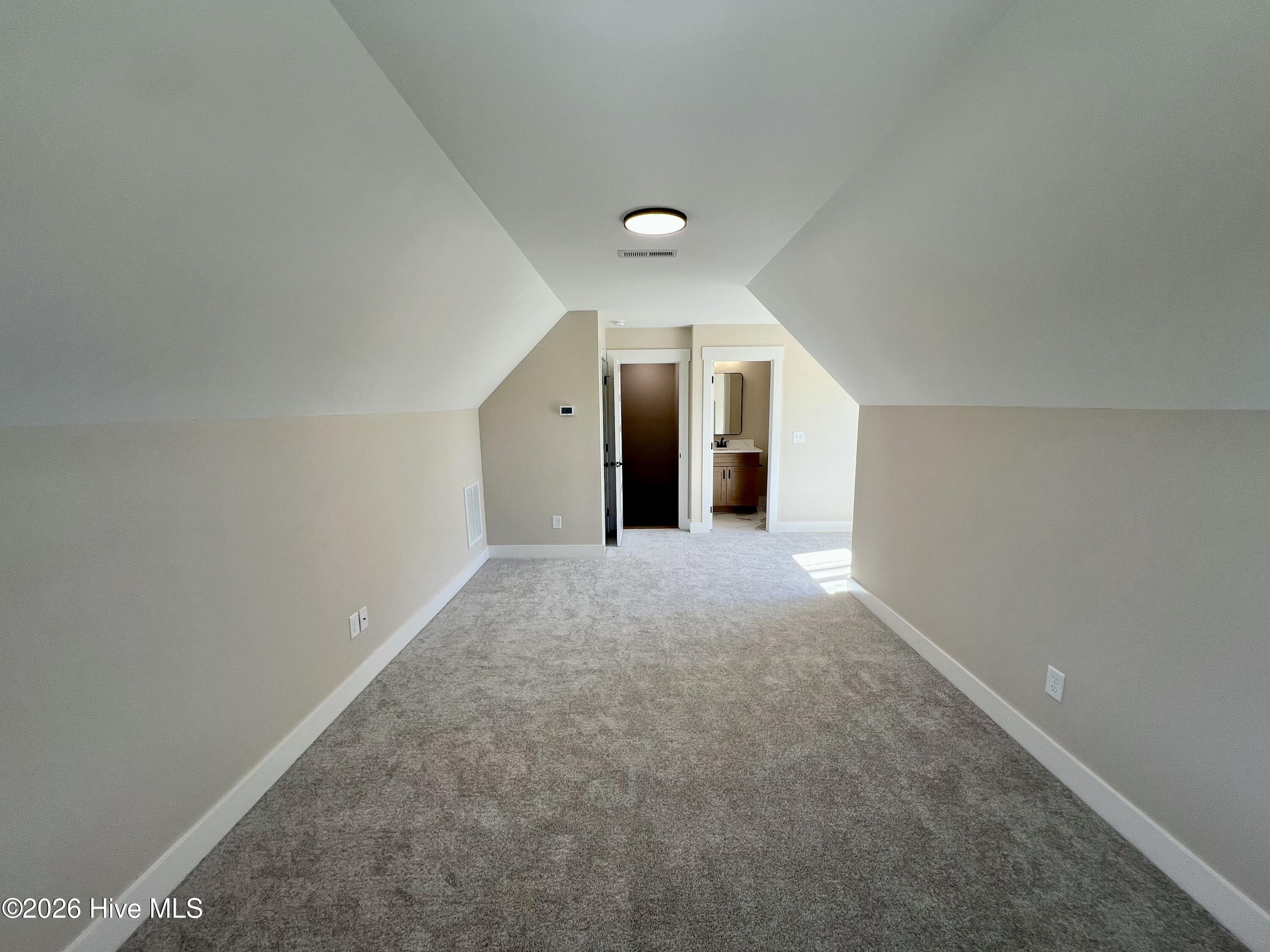 175 Hillstead Way Property Photo 31