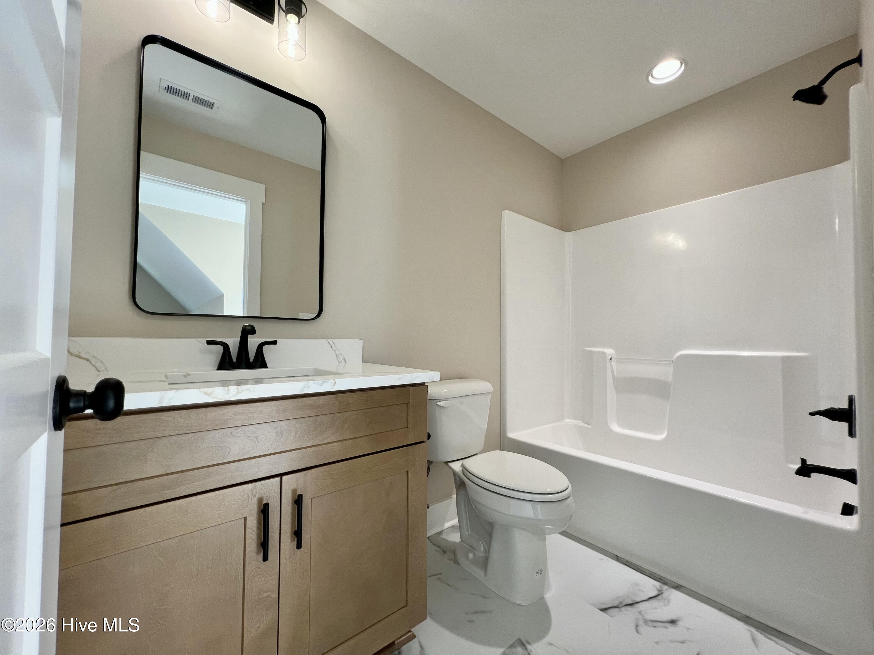 175 Hillstead Way Property Photo 32
