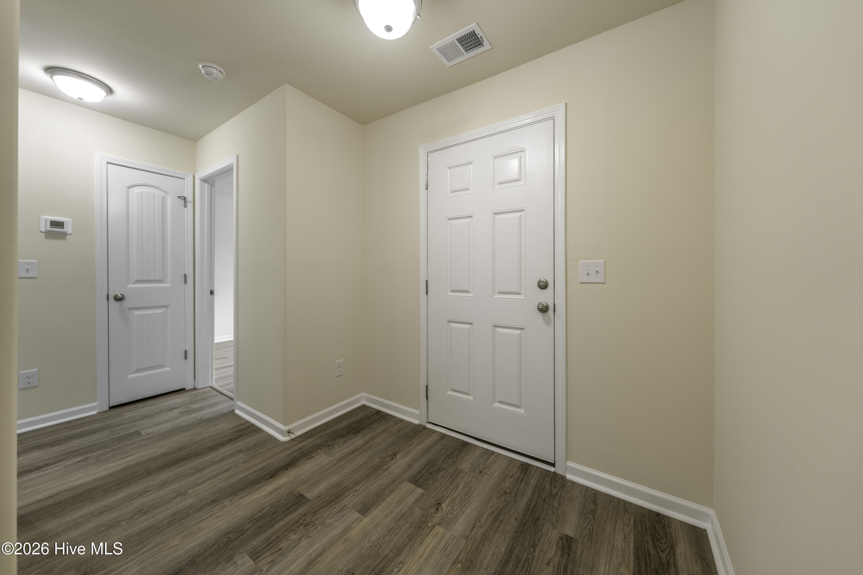 2567 Provence Drive Se Drive Se Property Photo 3