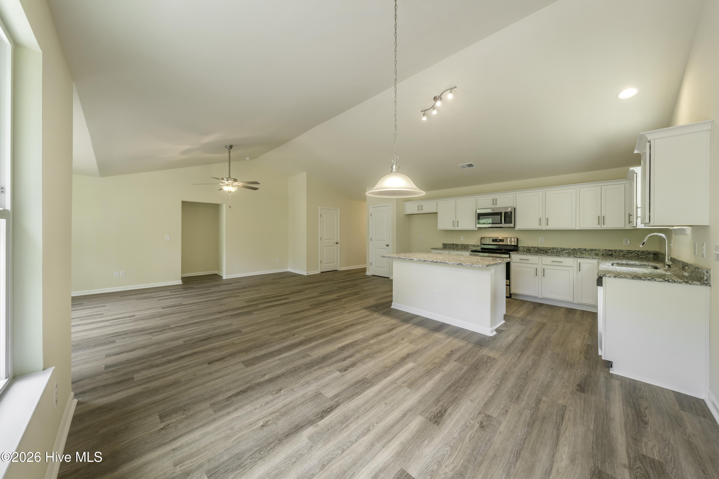2567 Provence Drive Se Drive Se Property Photo 10