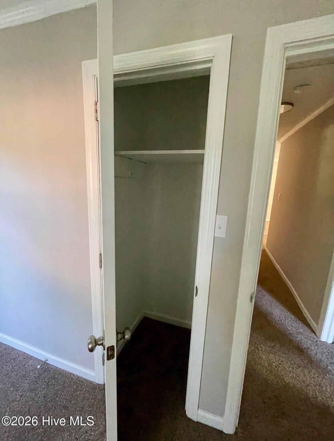 17120 Barnes Drive Property Photo 3
