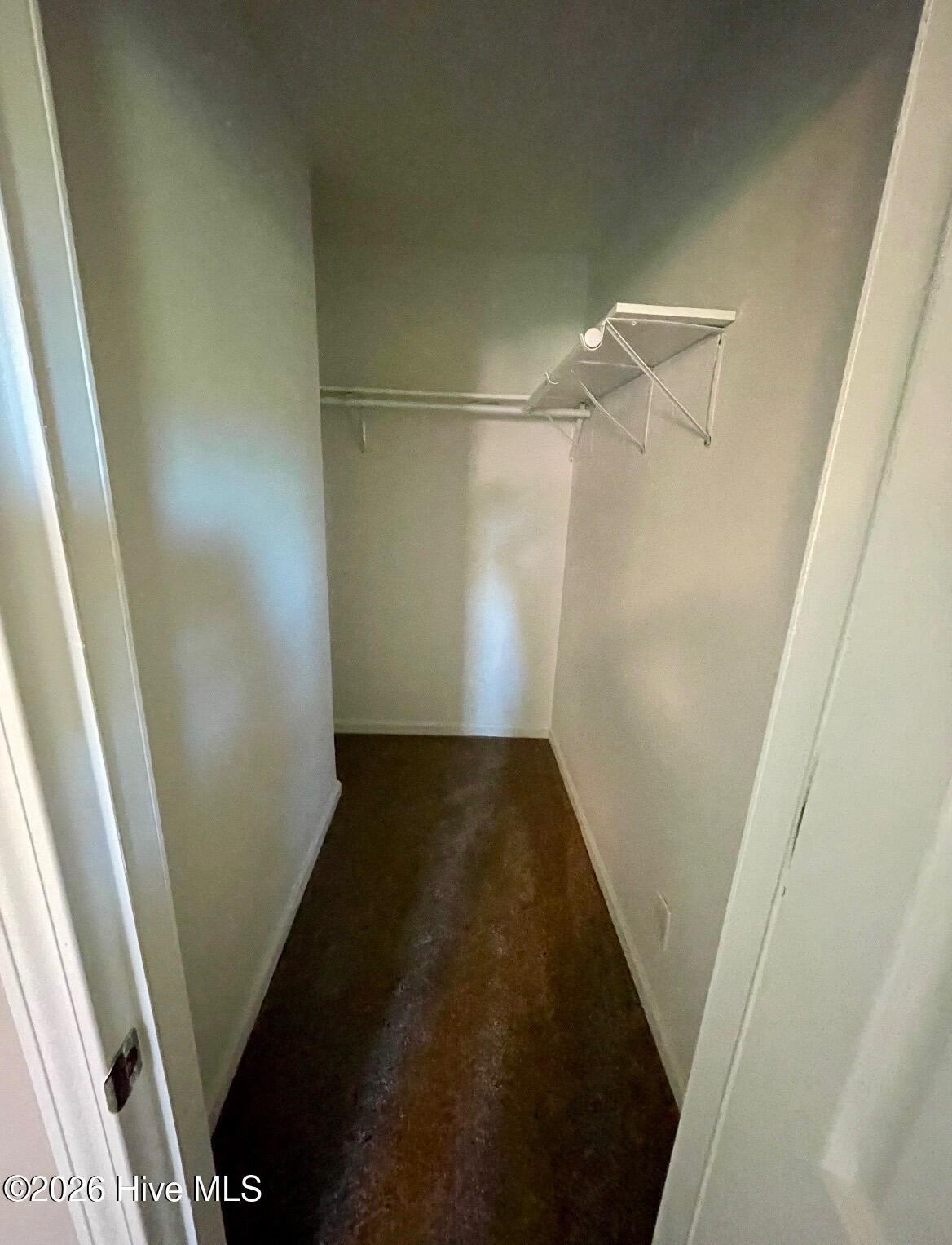 17120 Barnes Drive Property Photo 7