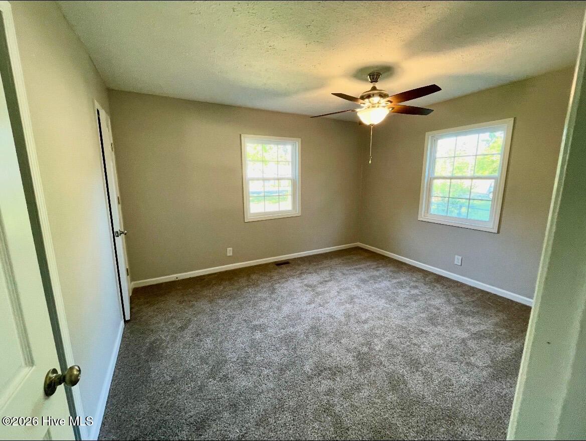 17120 Barnes Drive Property Photo 9