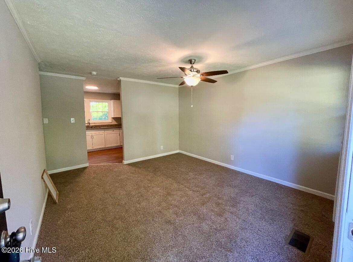 17120 Barnes Drive Property Photo 11