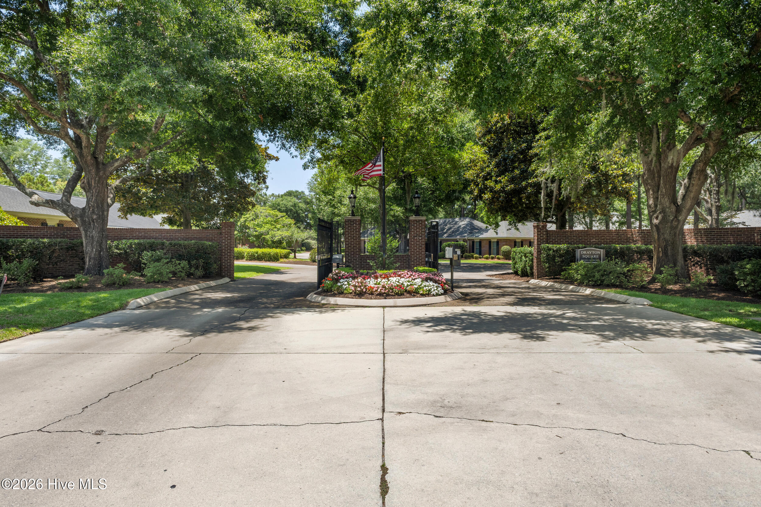 1904 Brewton Court Property Photo 3