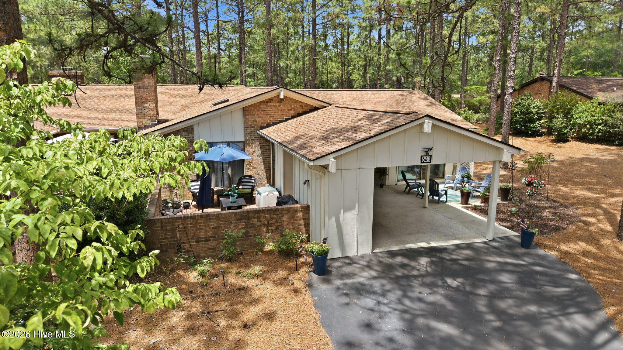 640 Redwood Drive Property Photo 1