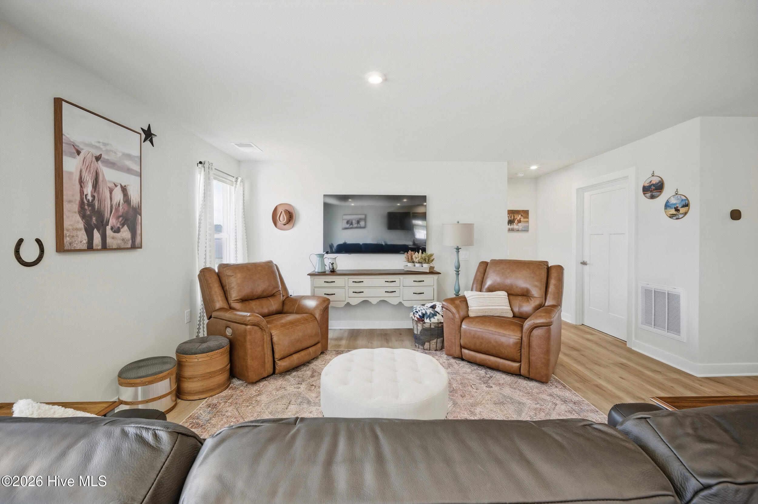 101 Tuscorora Lane Property Photo 11