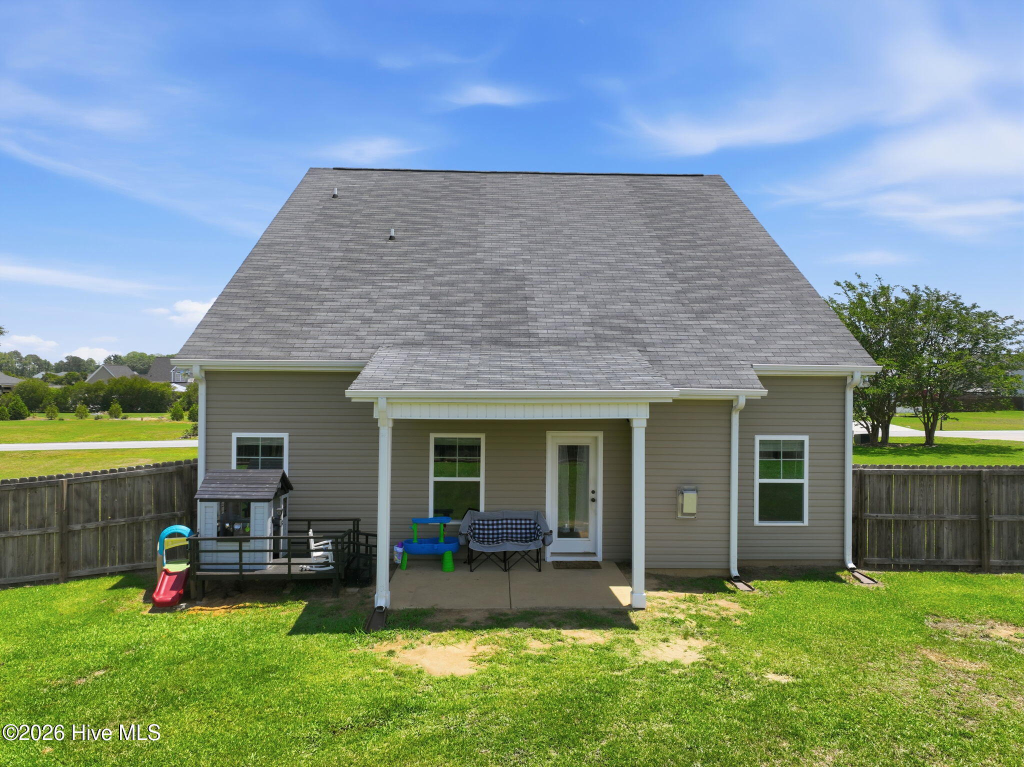 85 Race Court Property Photo 33