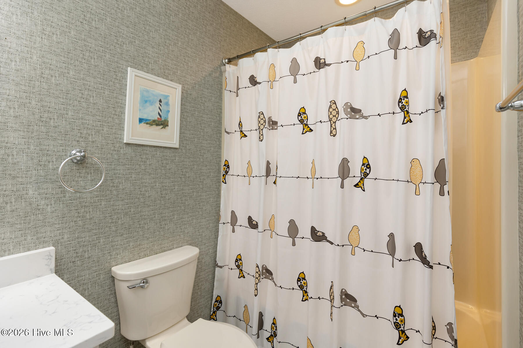 135 Devonshire Avenue W Property Photo 19
