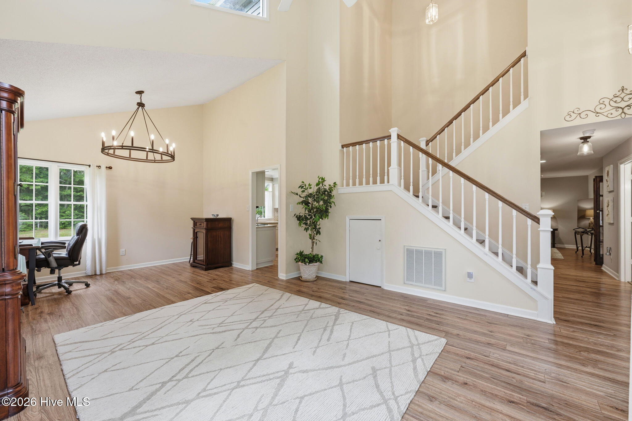 1216 Pine Valley Drive Property Photo 6