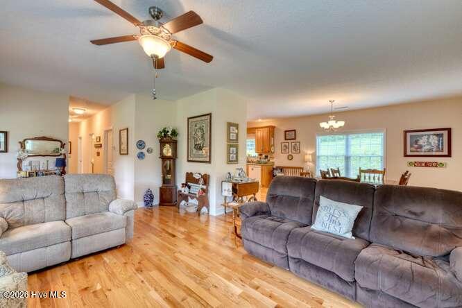 200 Gold Leaf Lane Property Photo 11