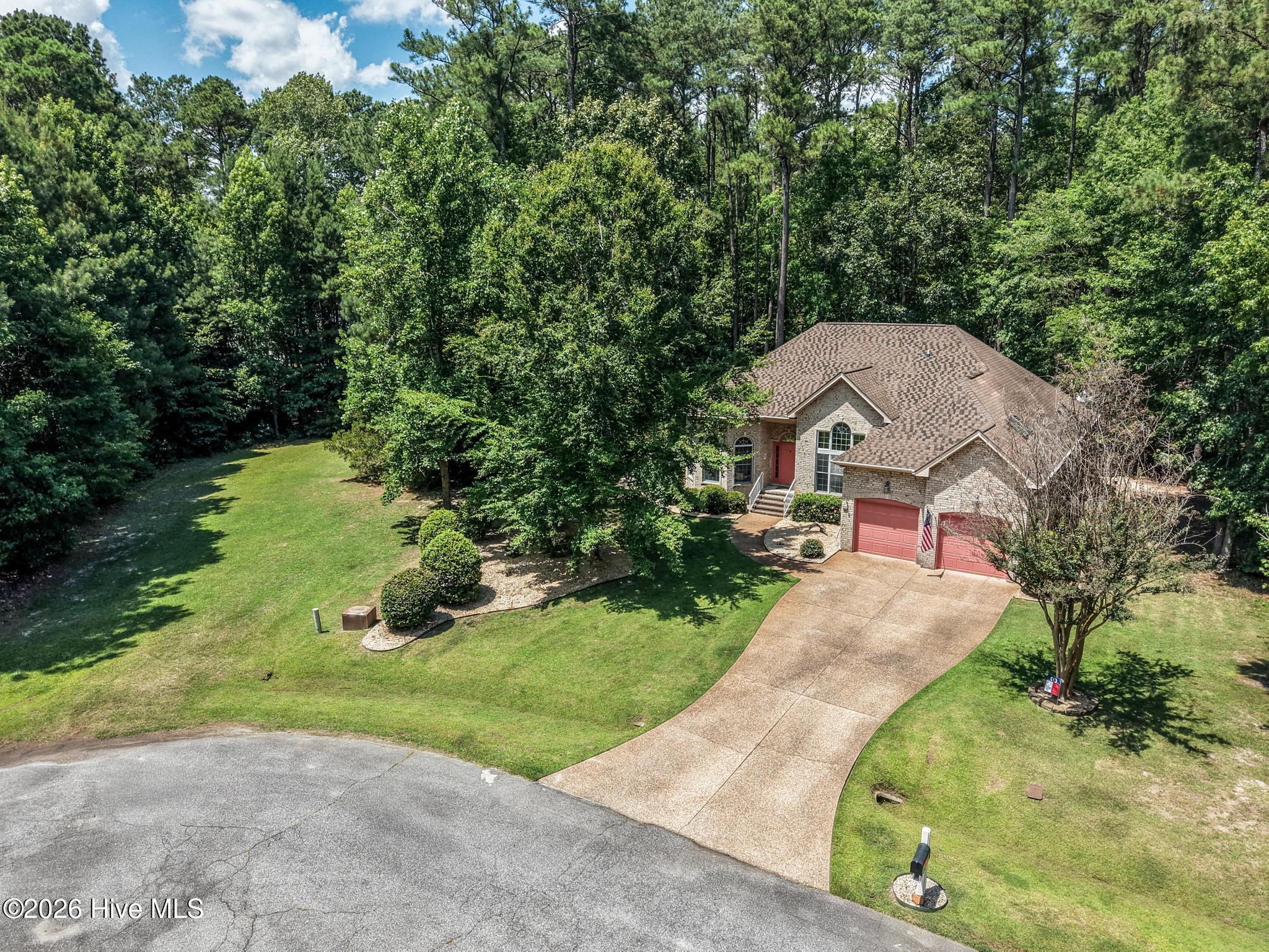 108 Neuse Circle Property Photo 7