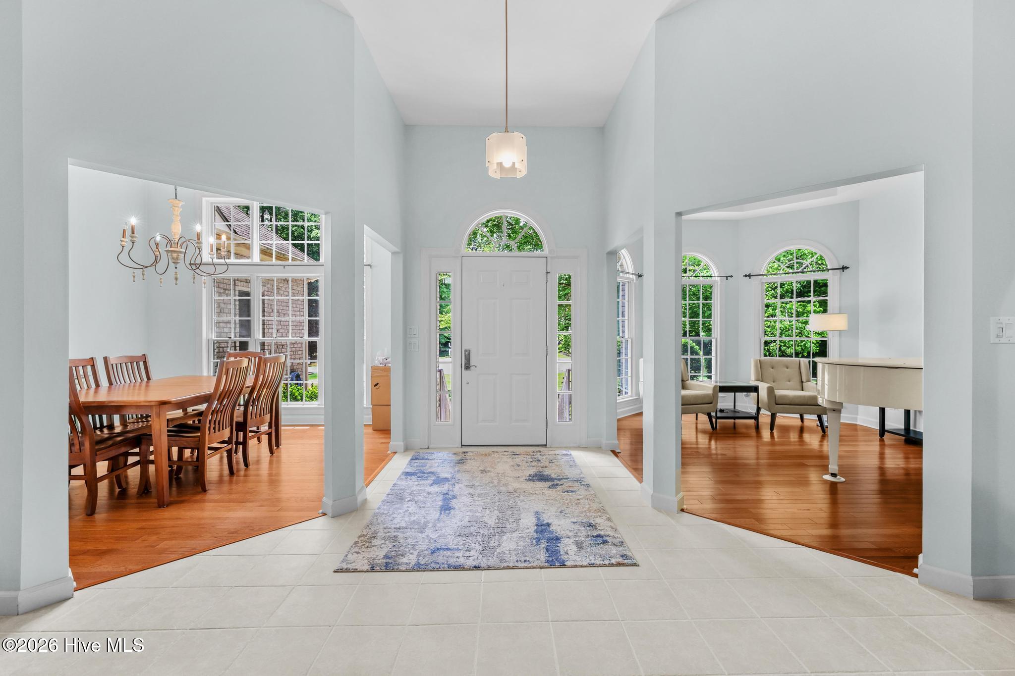 108 Neuse Circle Property Photo 10