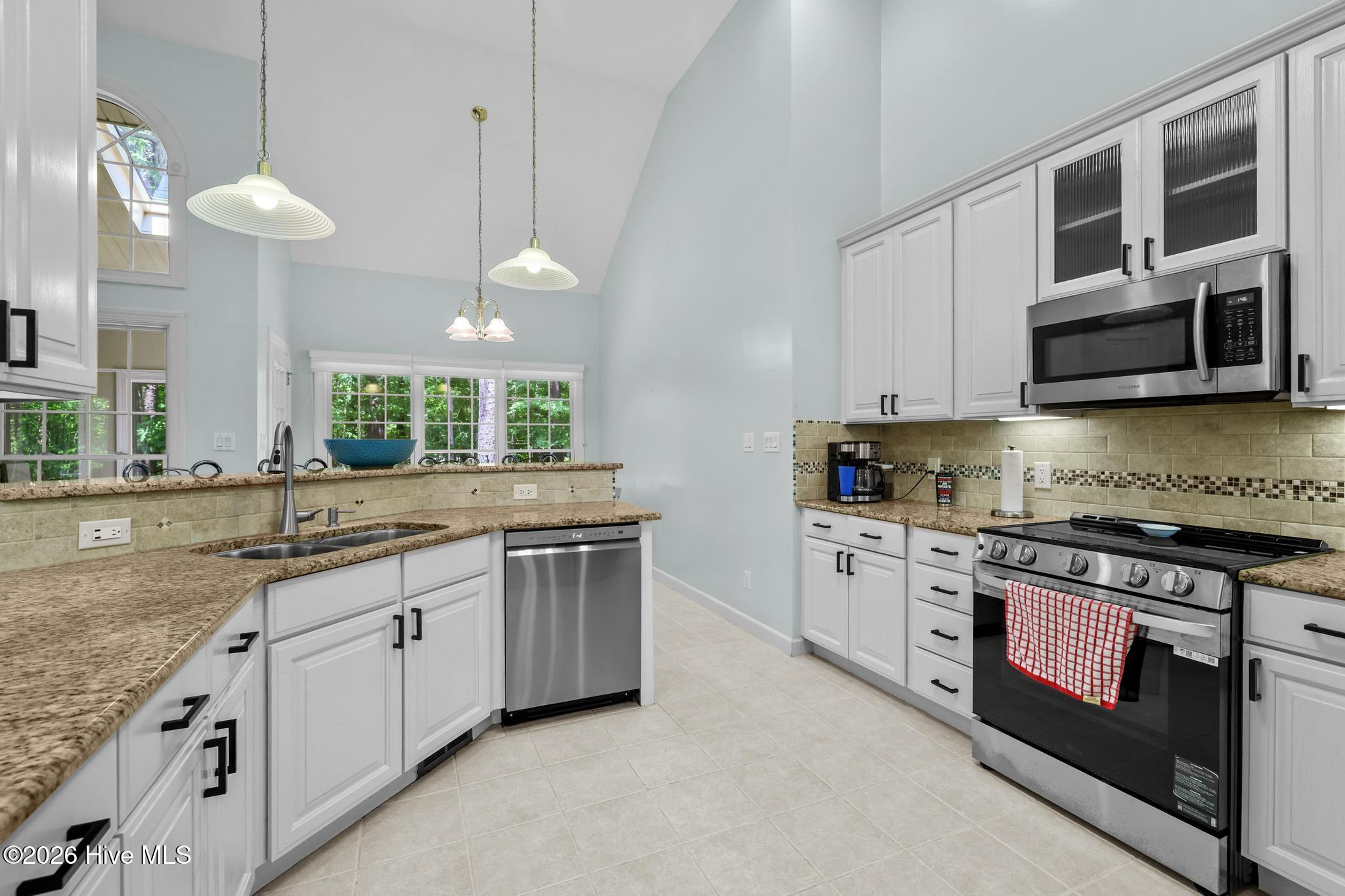 108 Neuse Circle Property Photo 17