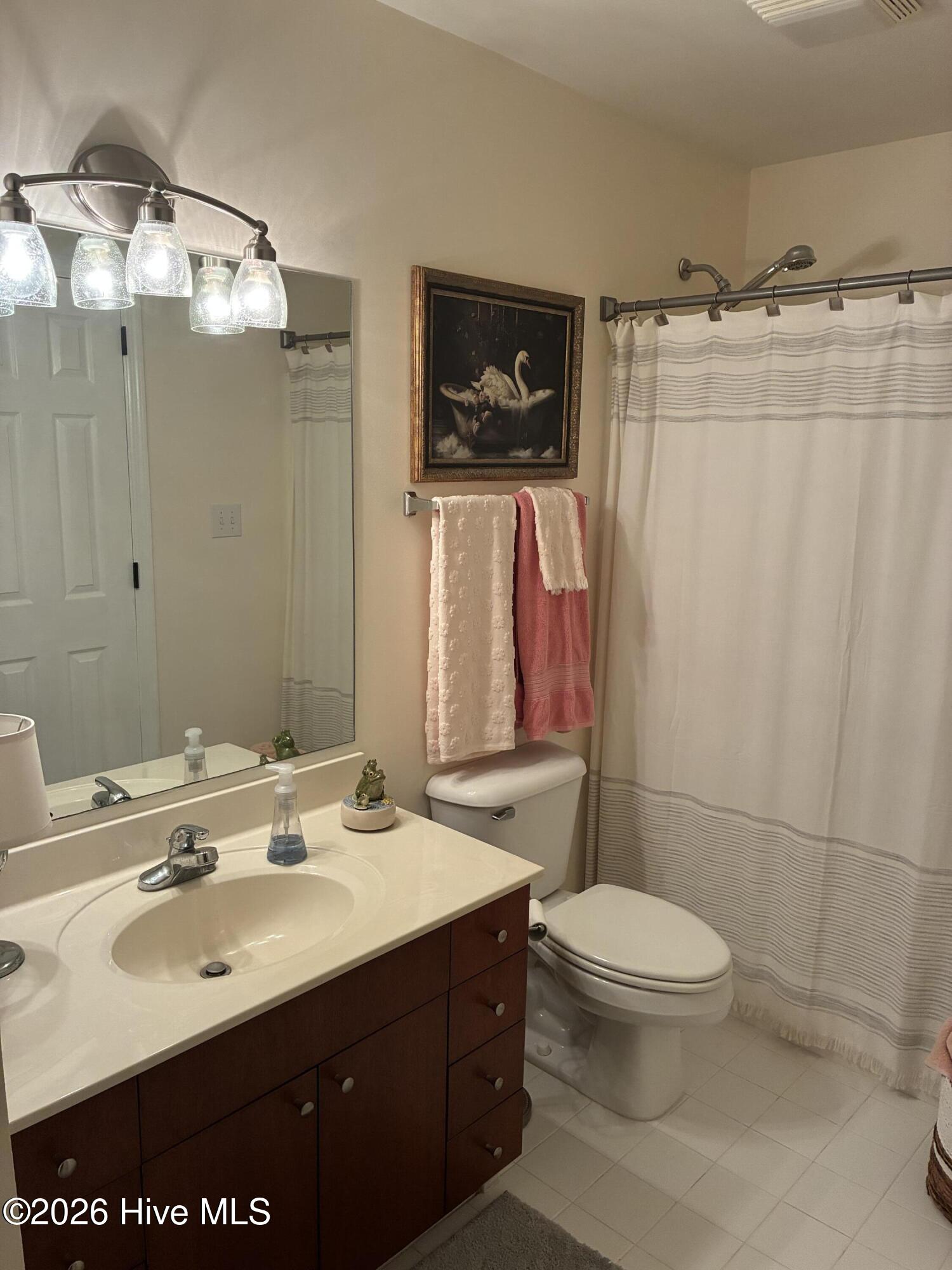 409 Commerce Avenue B Property Photo 18