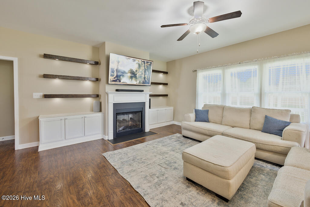 30 Inman Way Property Photo 4