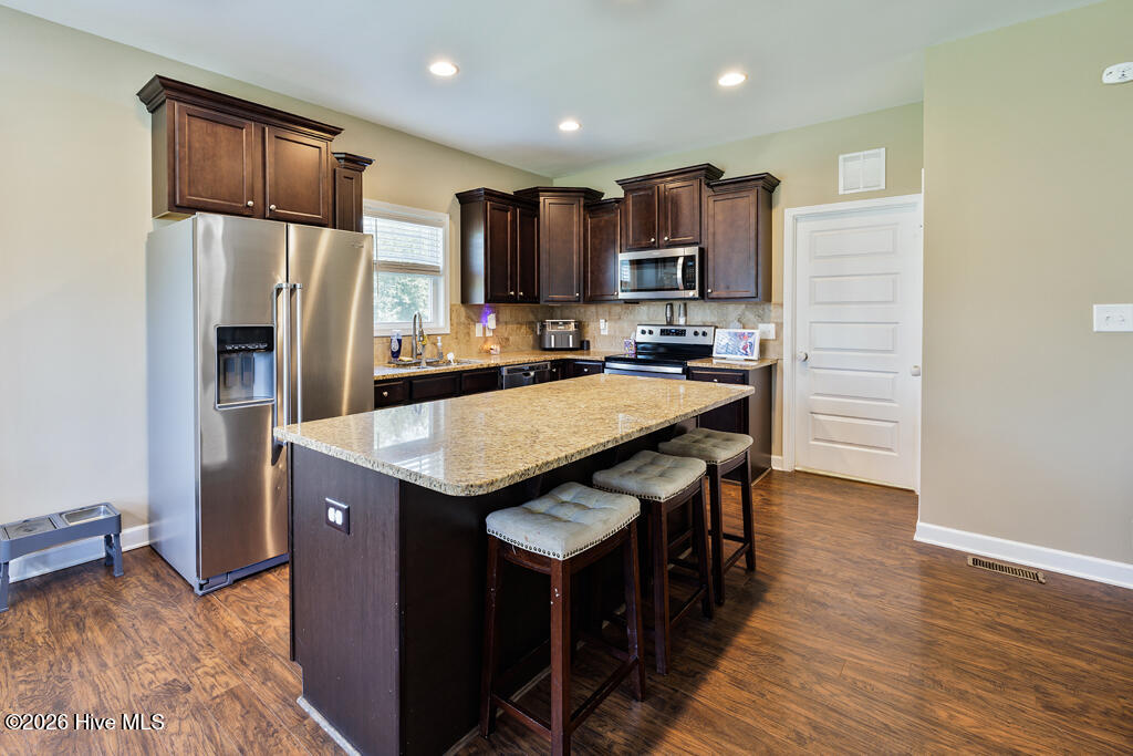 30 Inman Way Property Photo 5