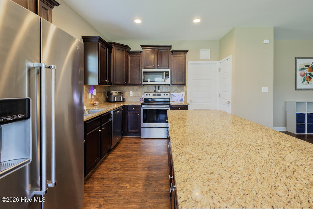 30 Inman Way Property Photo 6
