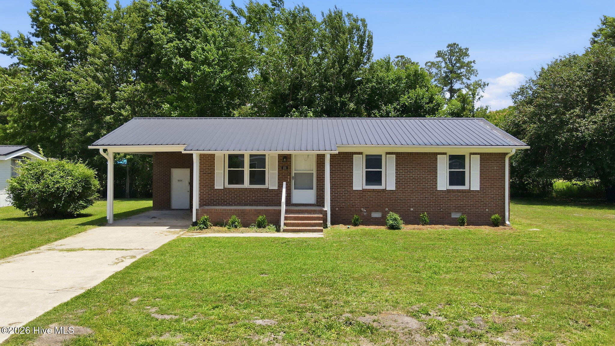 101 N Water Street Property Photo 1