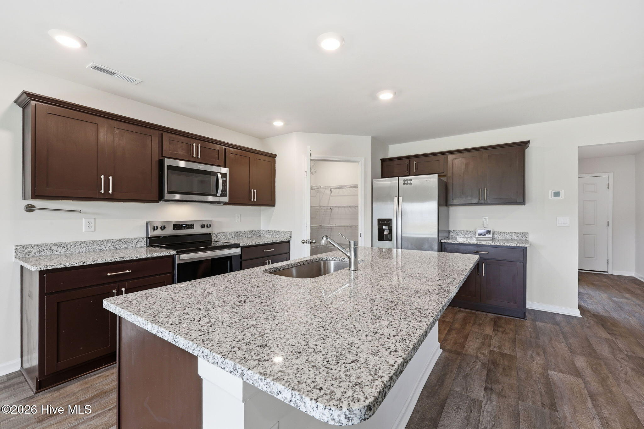 4011 Atlantic Avenue Property Photo 15