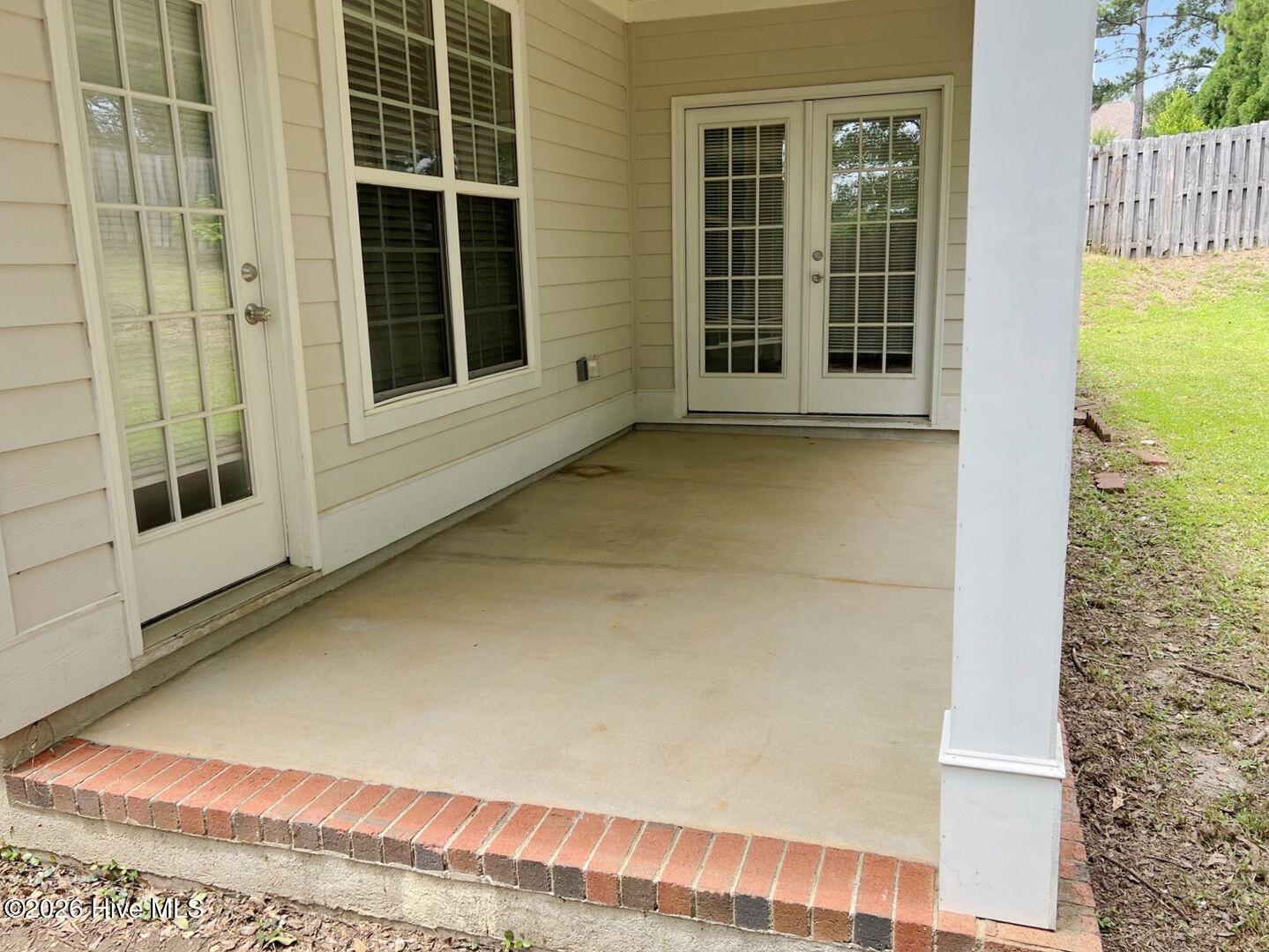 1119 Hunters Cove Property Photo 7