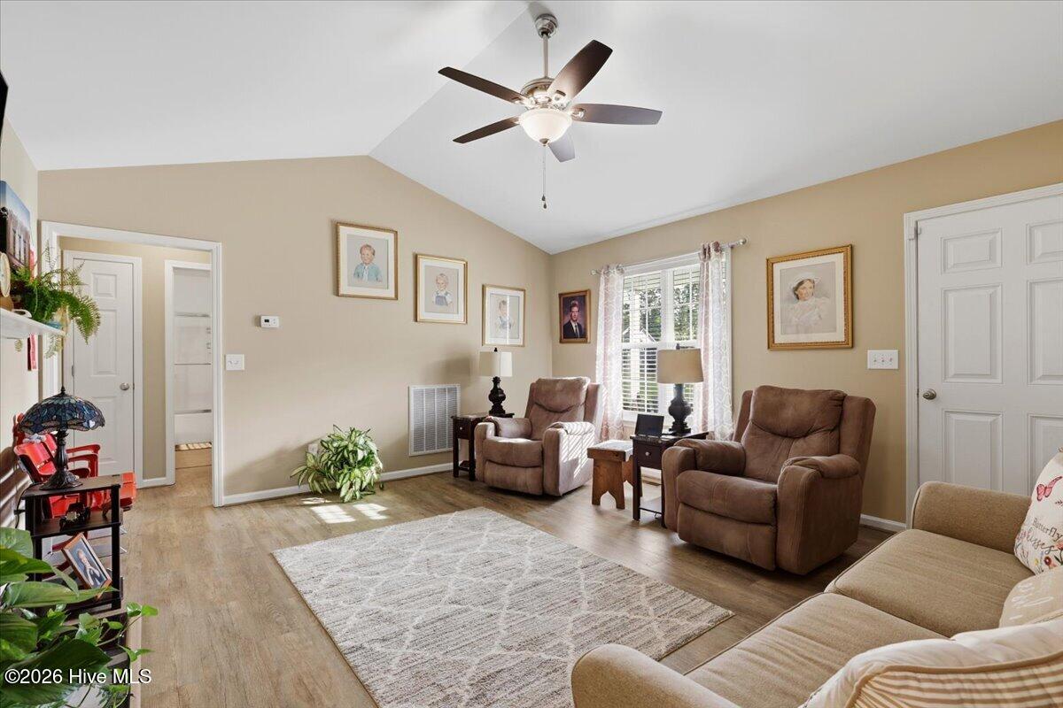 618 Lockwood Drive Property Photo 27