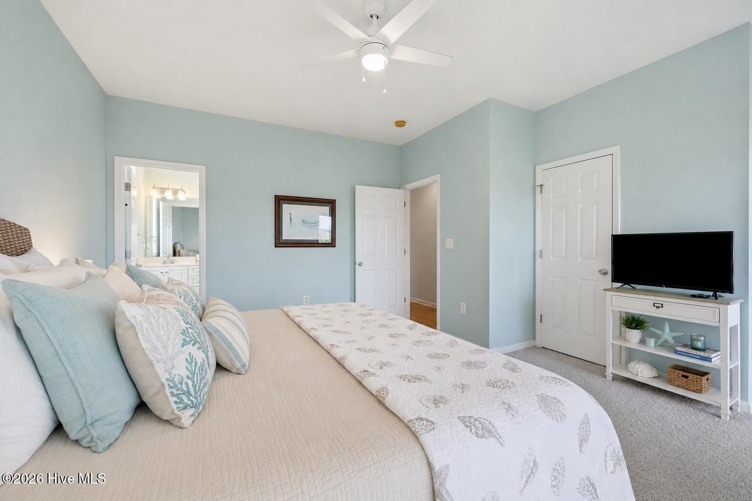 515 N New River Drive D Property Photo 26
