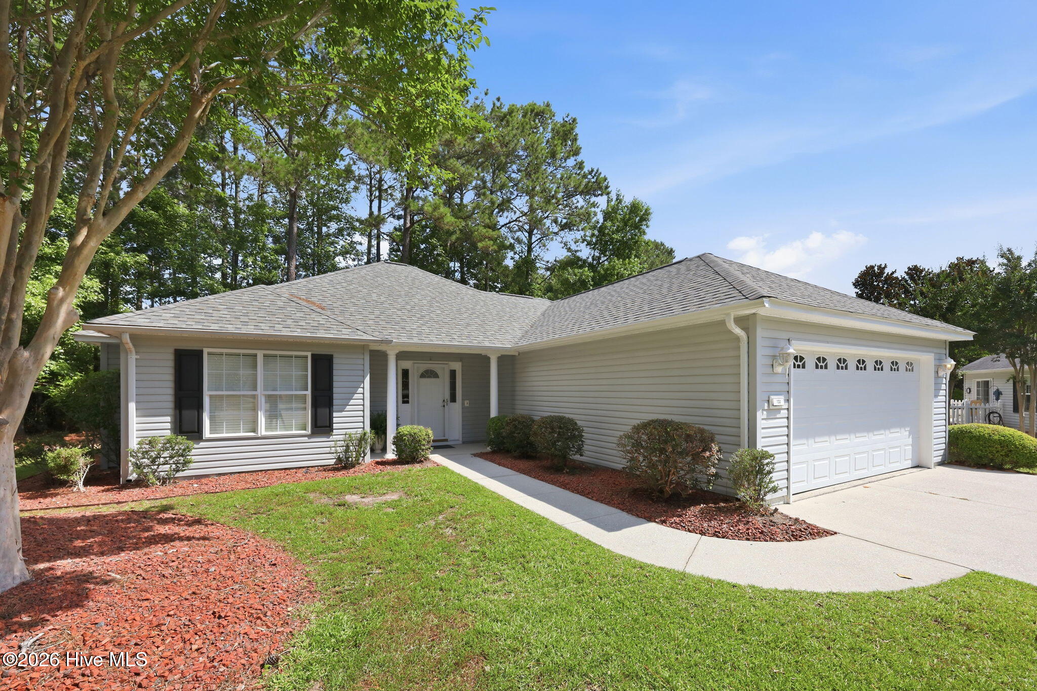 702 Hummingbird S Property Photo 1