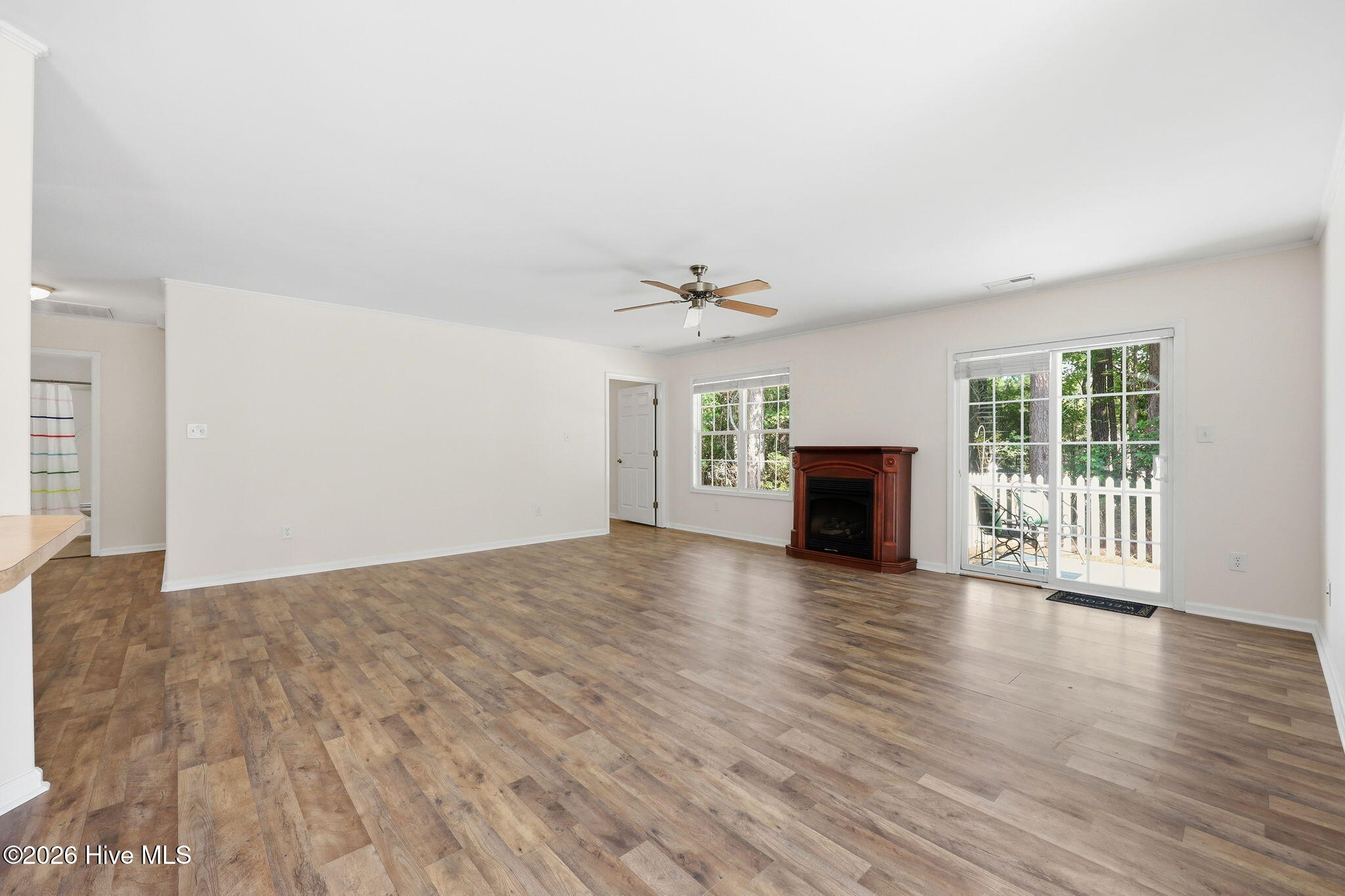 702 Hummingbird S Property Photo 11