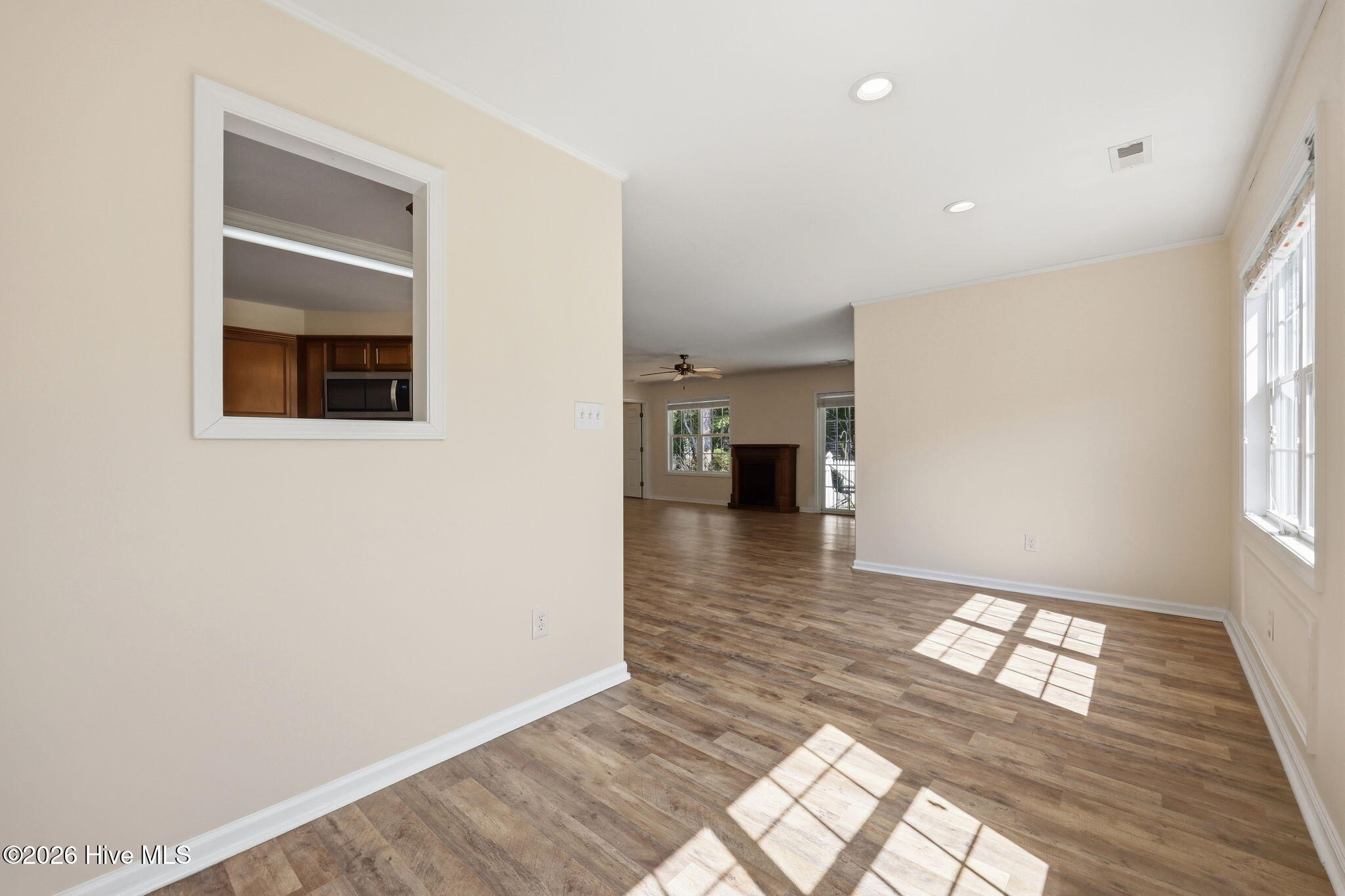 702 Hummingbird S Property Photo 14