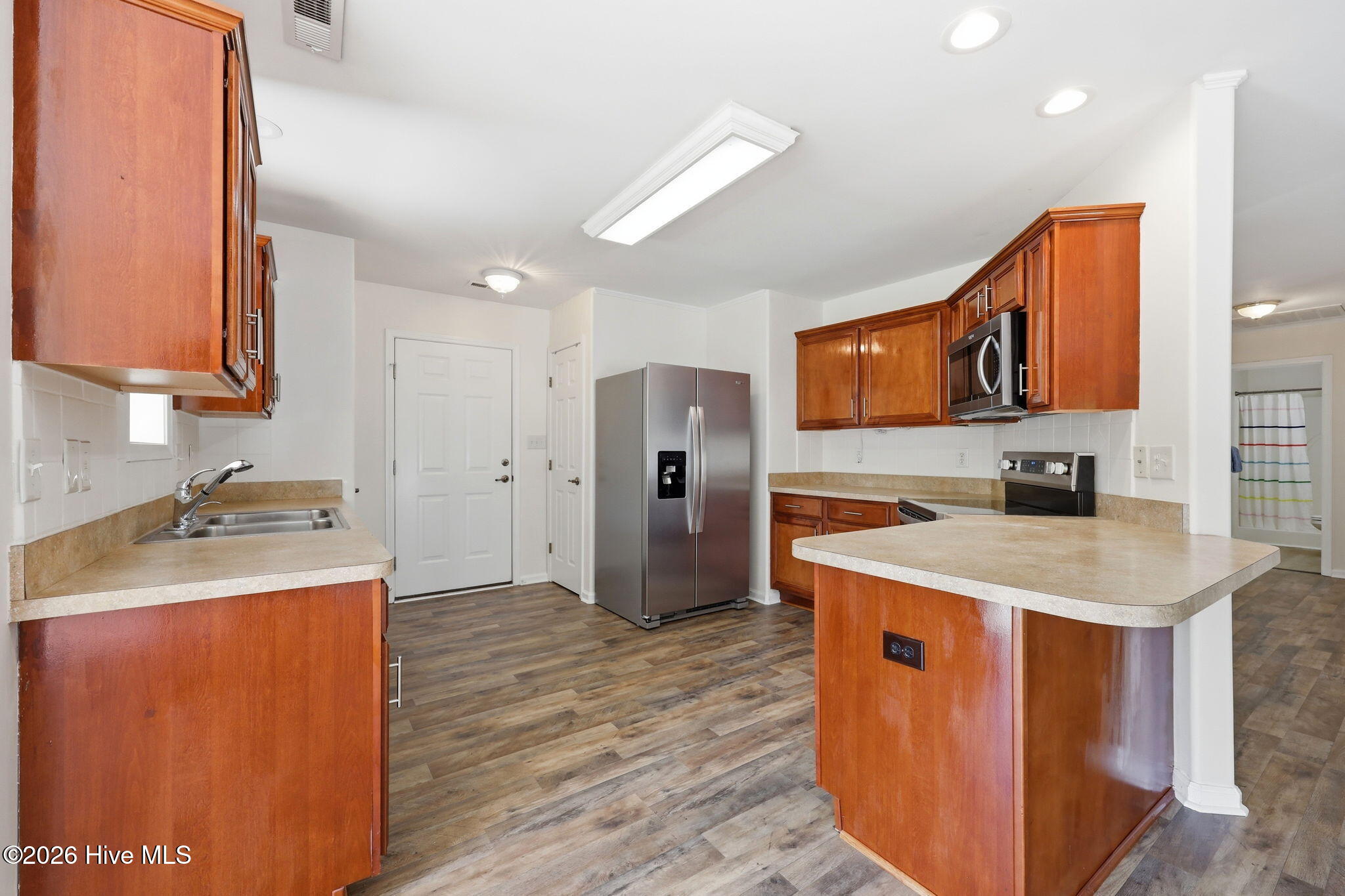 702 Hummingbird S Property Photo 17