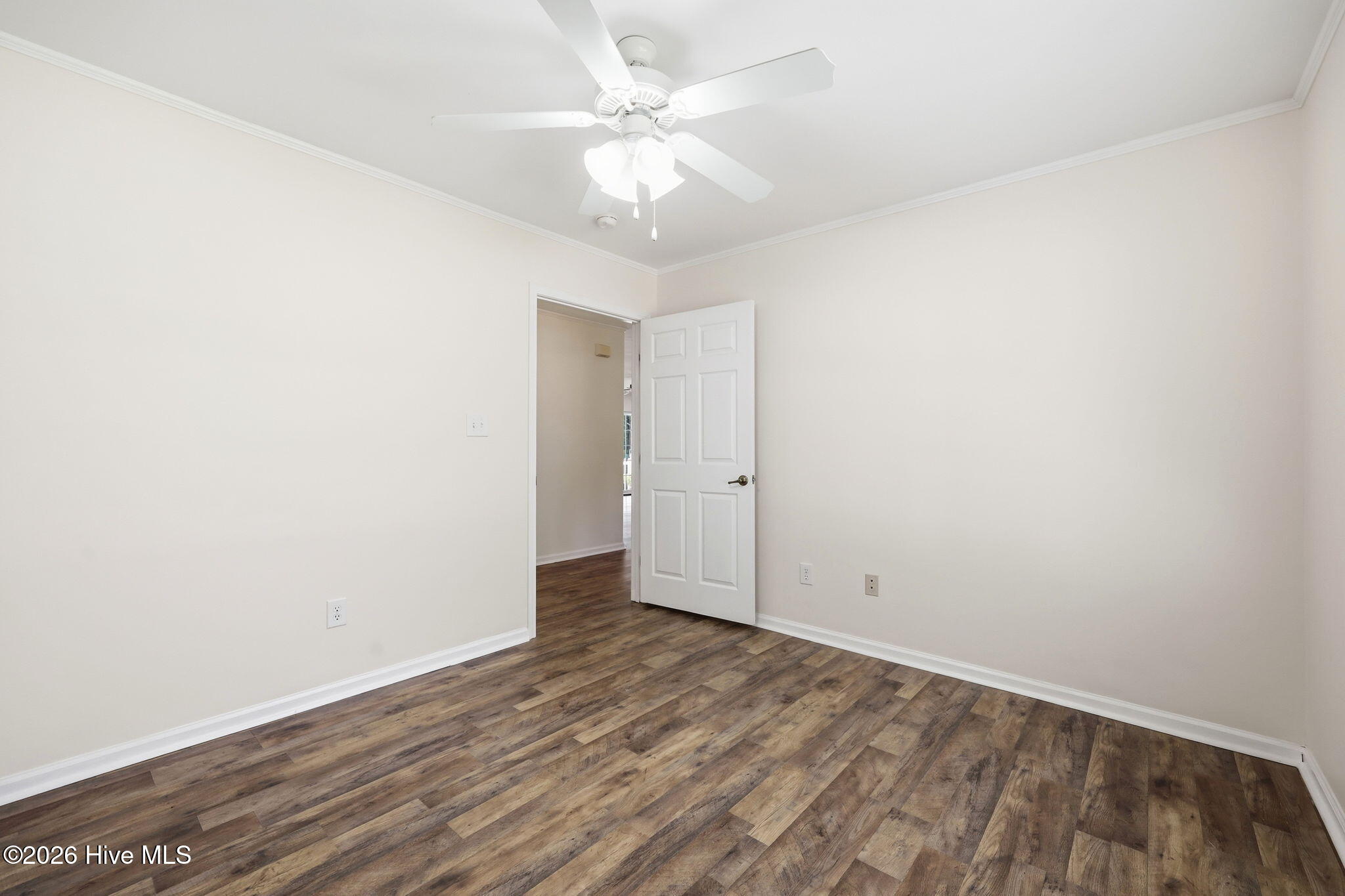 702 Hummingbird S Property Photo 21