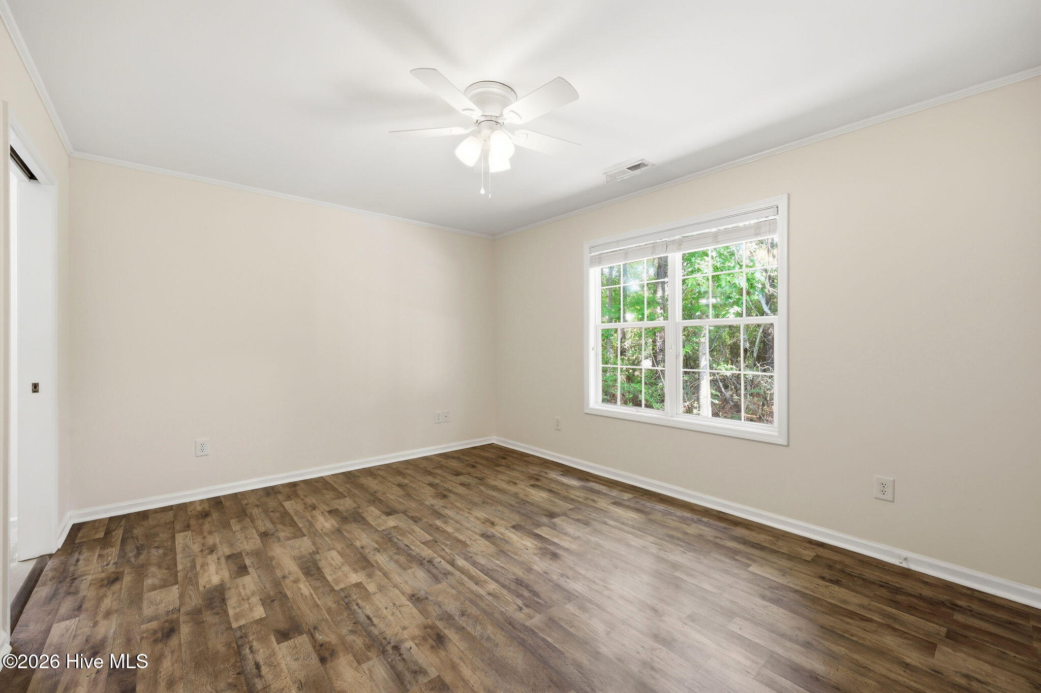 702 Hummingbird S Property Photo 27