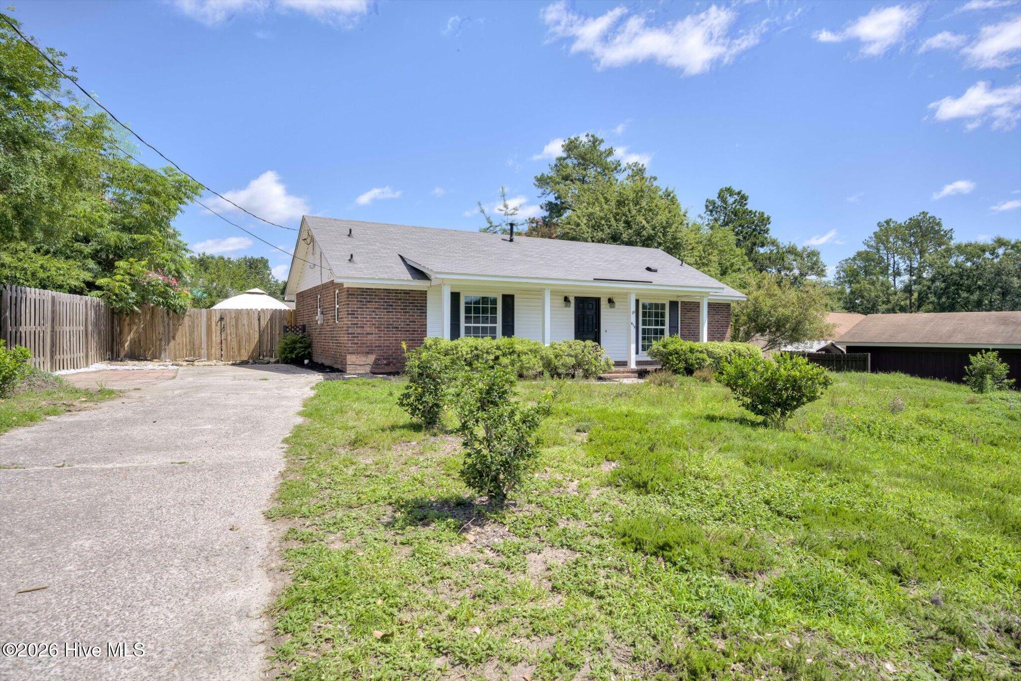 815 S Willowick Drive Property Photo 3