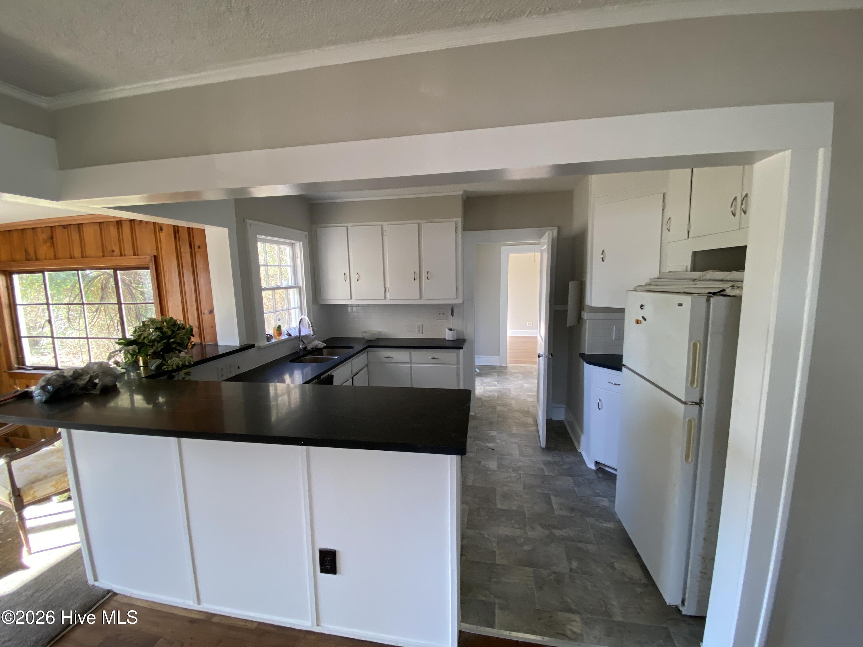 1008 Stewart Avenue Property Photo 5