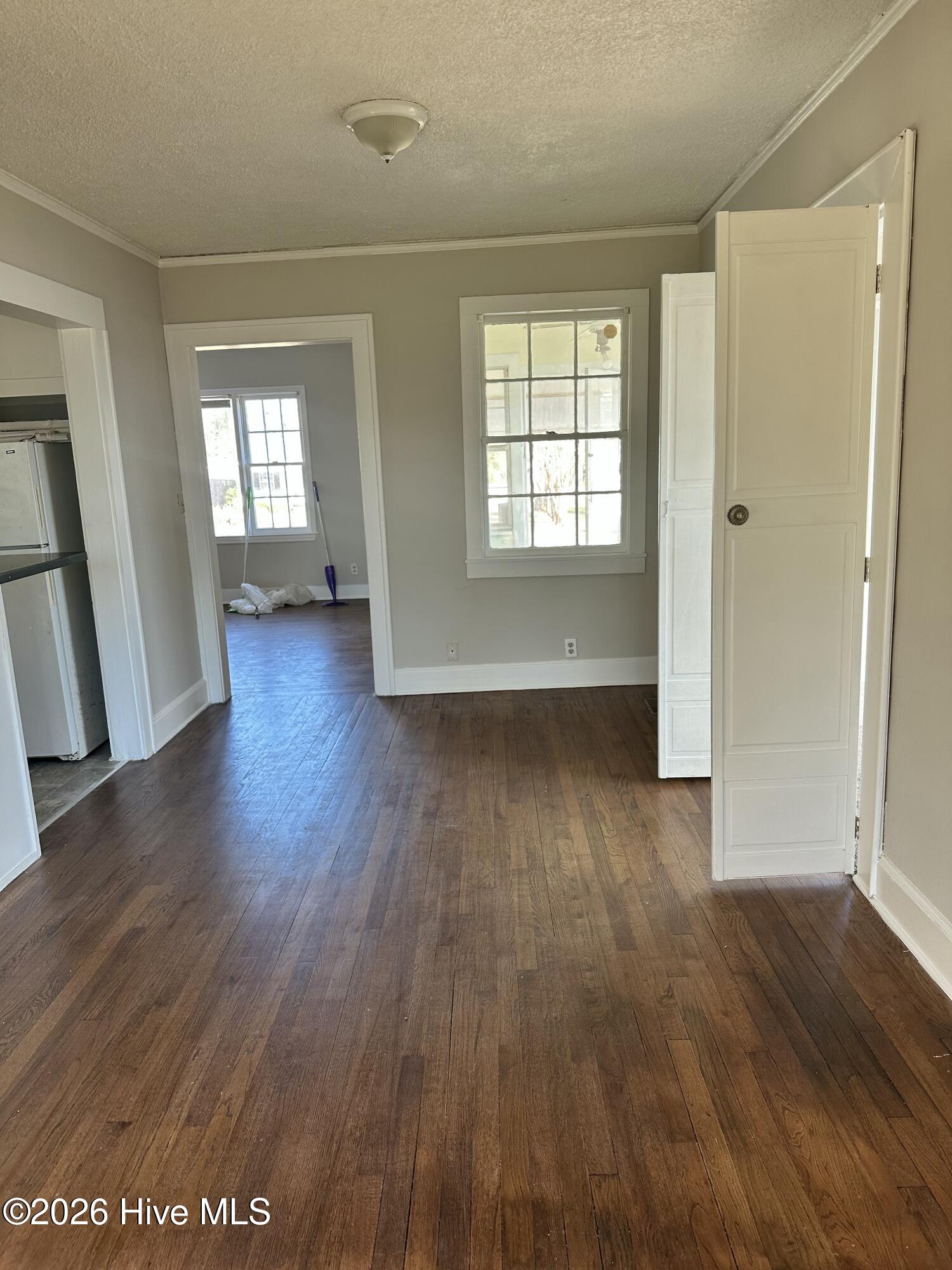 1008 Stewart Avenue Property Photo 8
