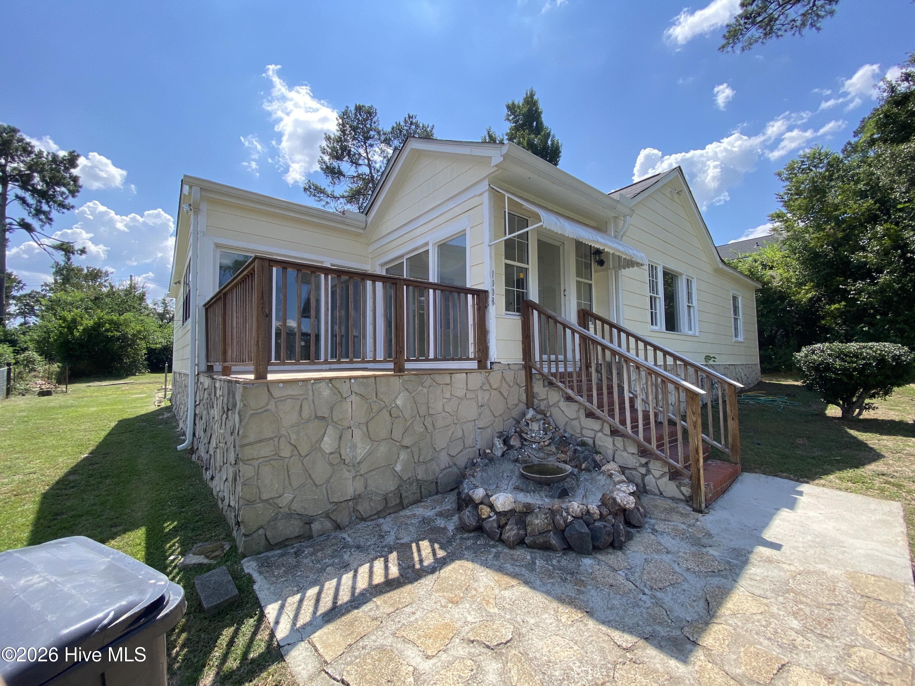 1008 Stewart Avenue Property Photo 9