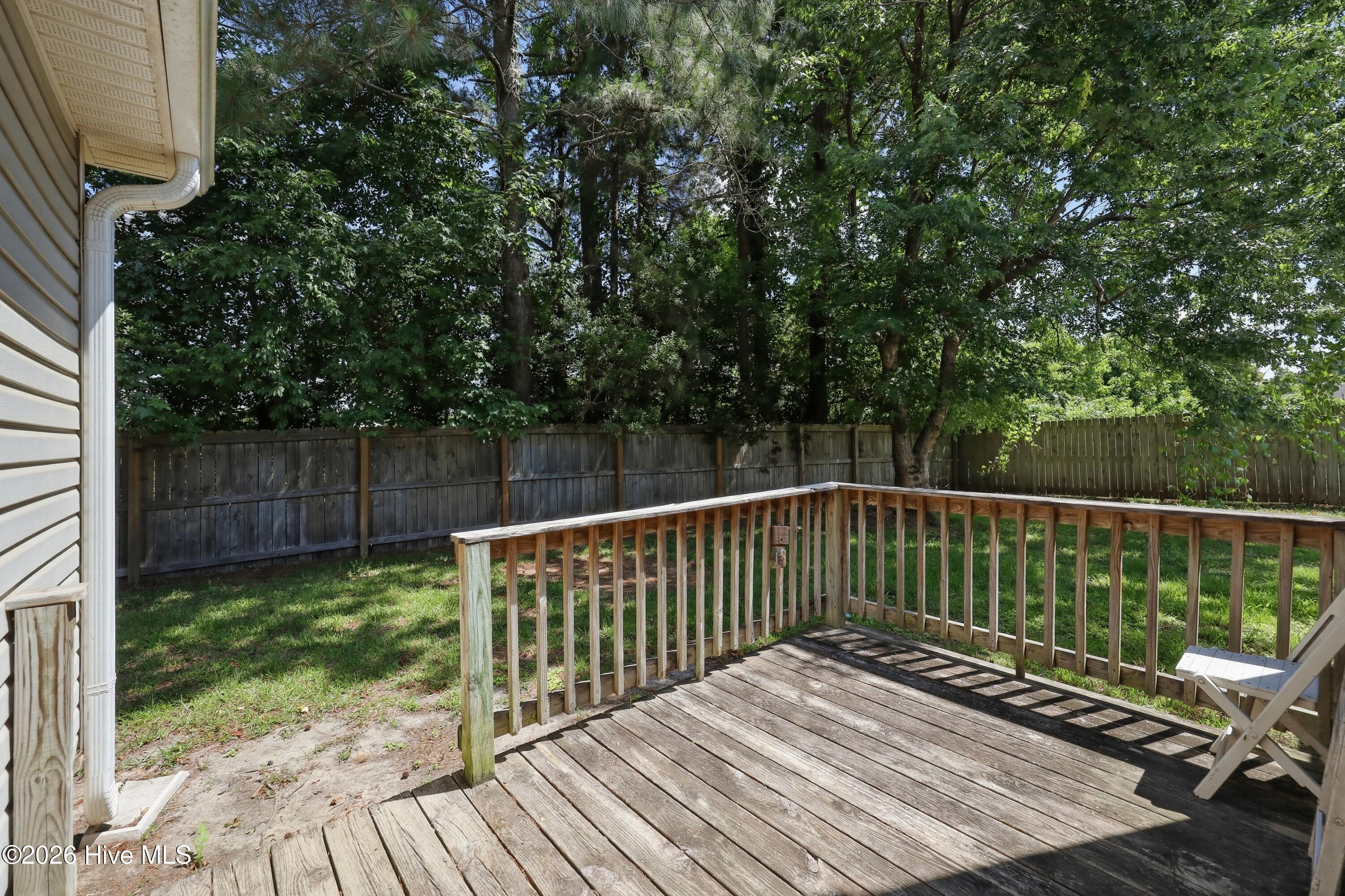 409 Spring Drive Property Photo 9