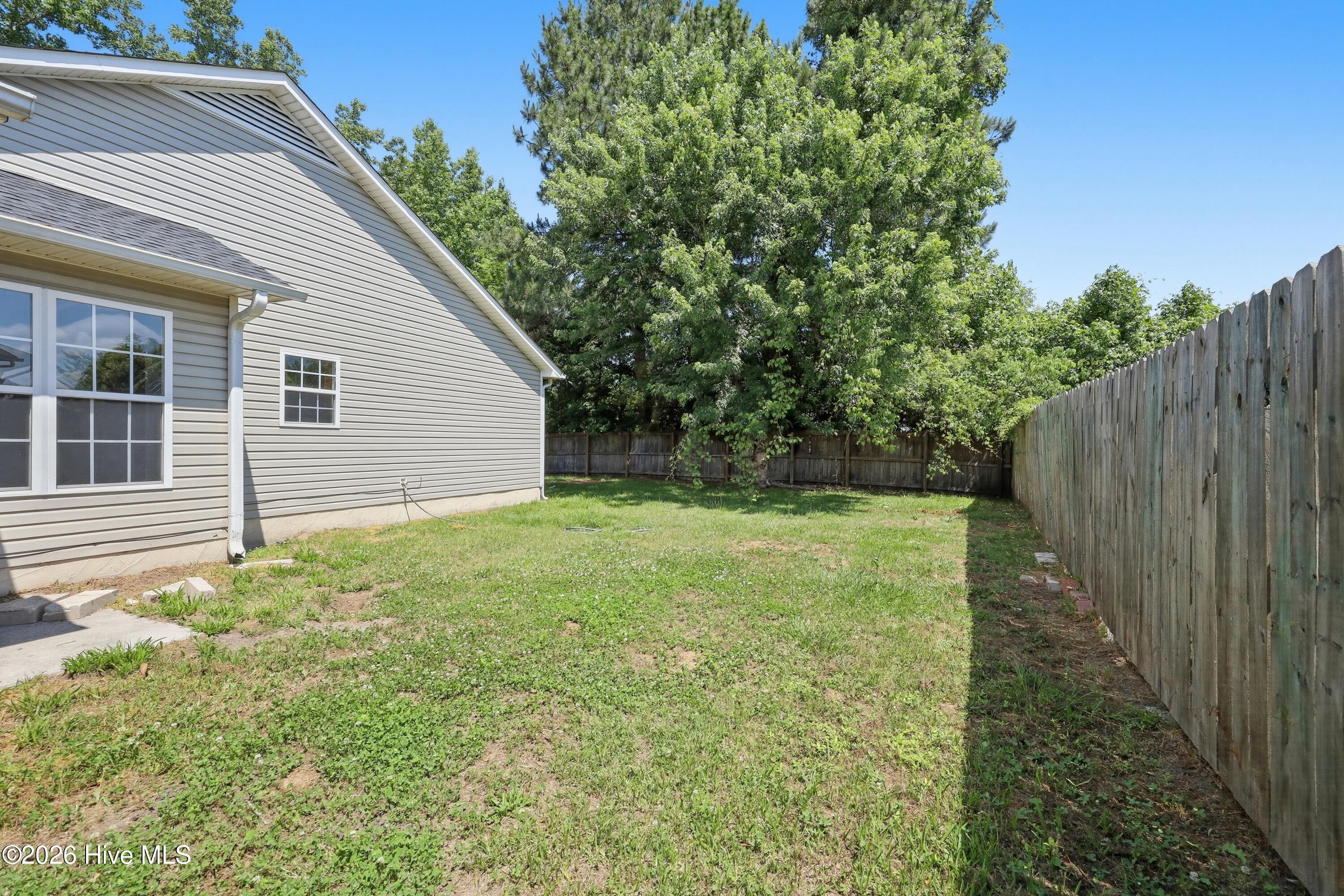 409 Spring Drive Property Photo 11
