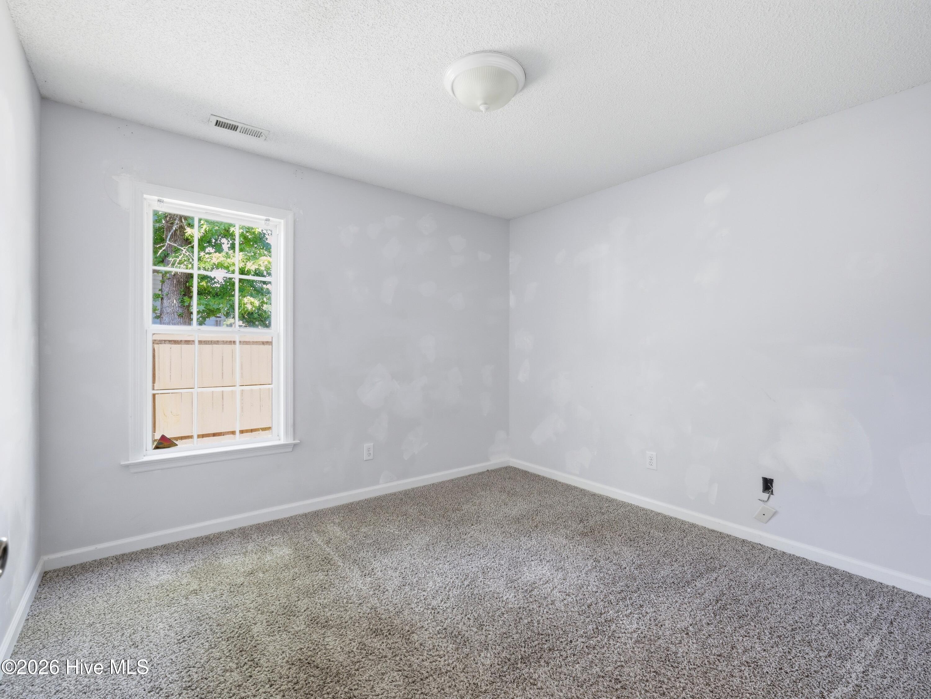 409 Spring Drive Property Photo 32