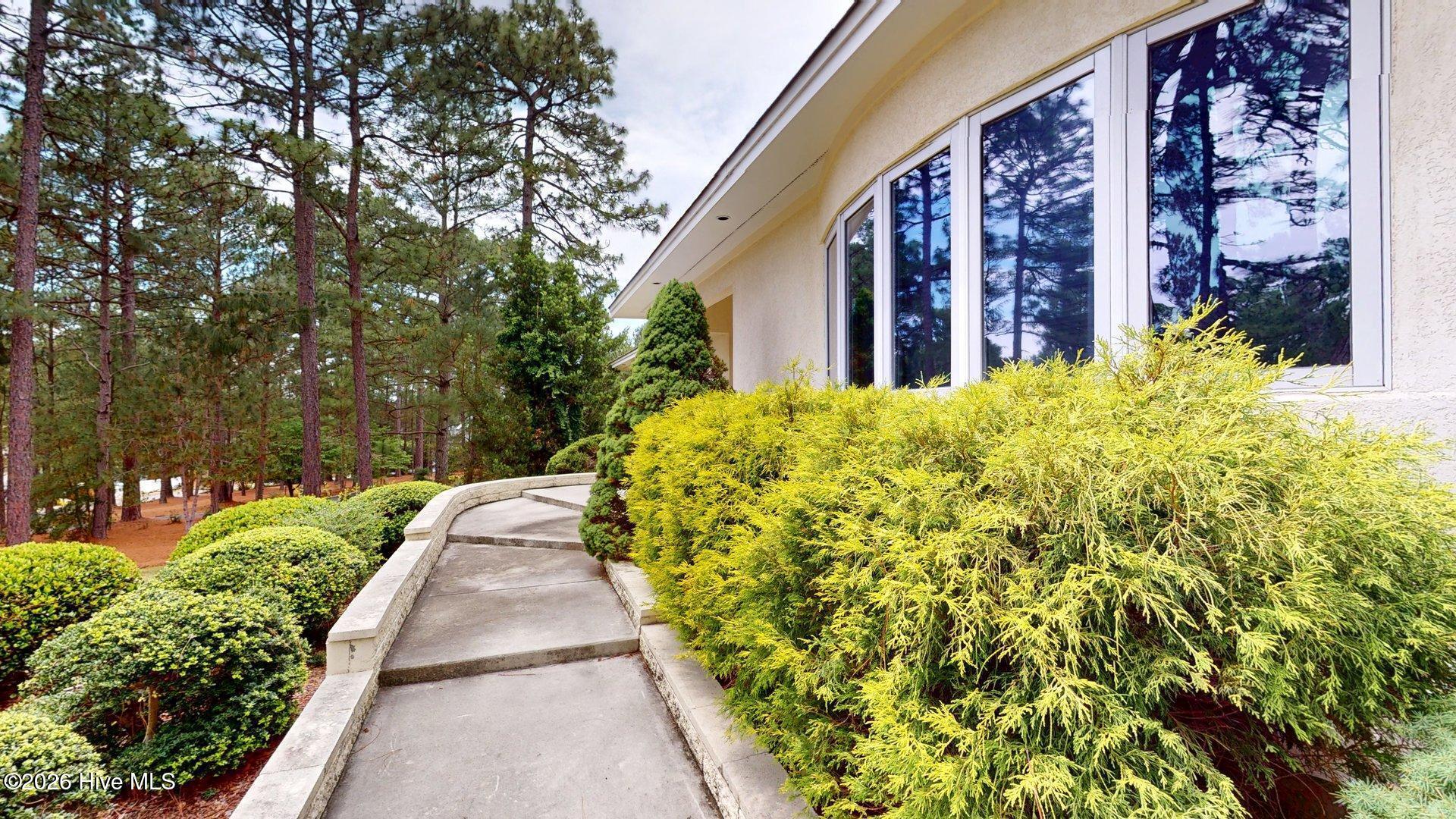88 Mcmichael Drive Property Photo 3
