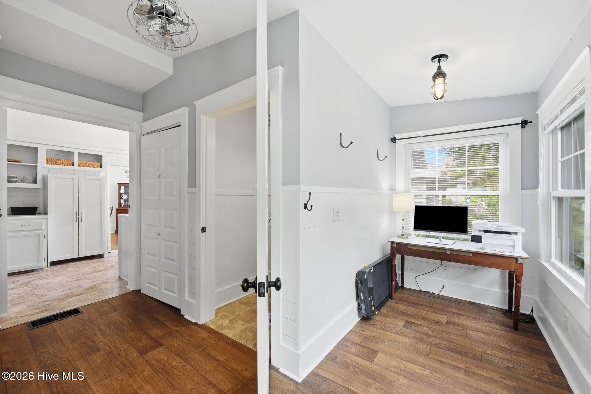1619 Spencer Avenue Property Photo 17