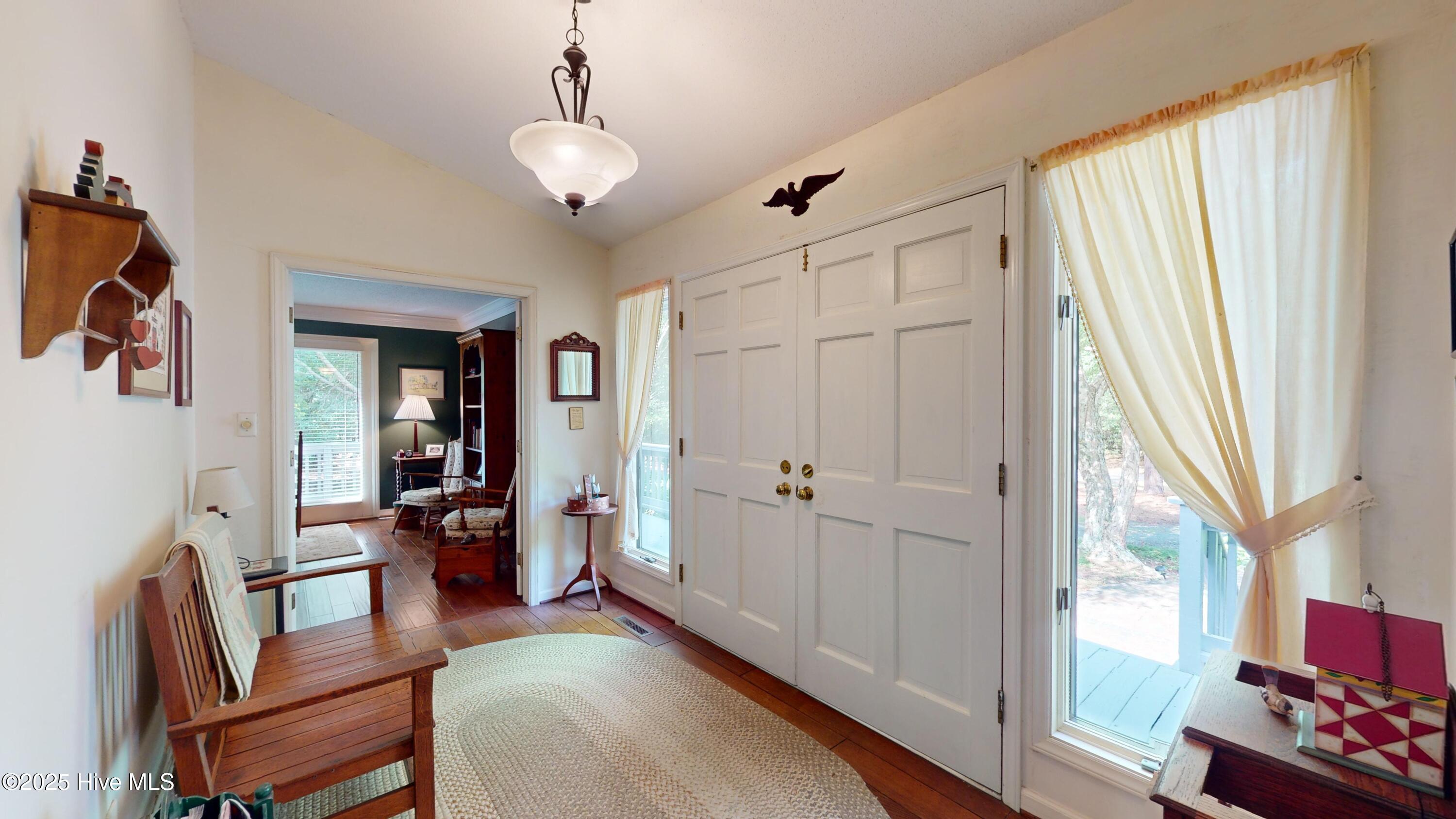 135 Gray Fox Run Property Photo 7