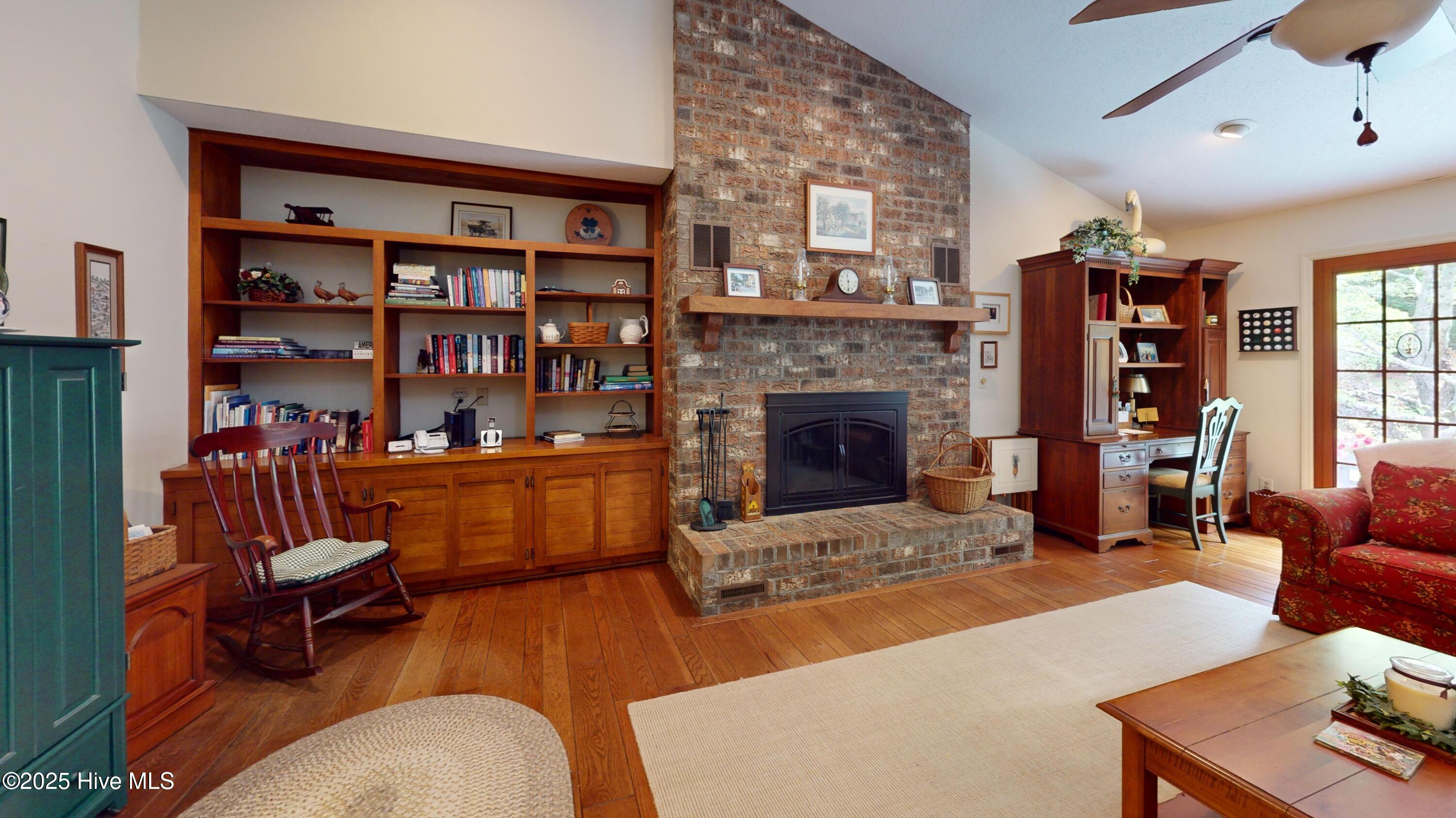 135 Gray Fox Run Property Photo 8